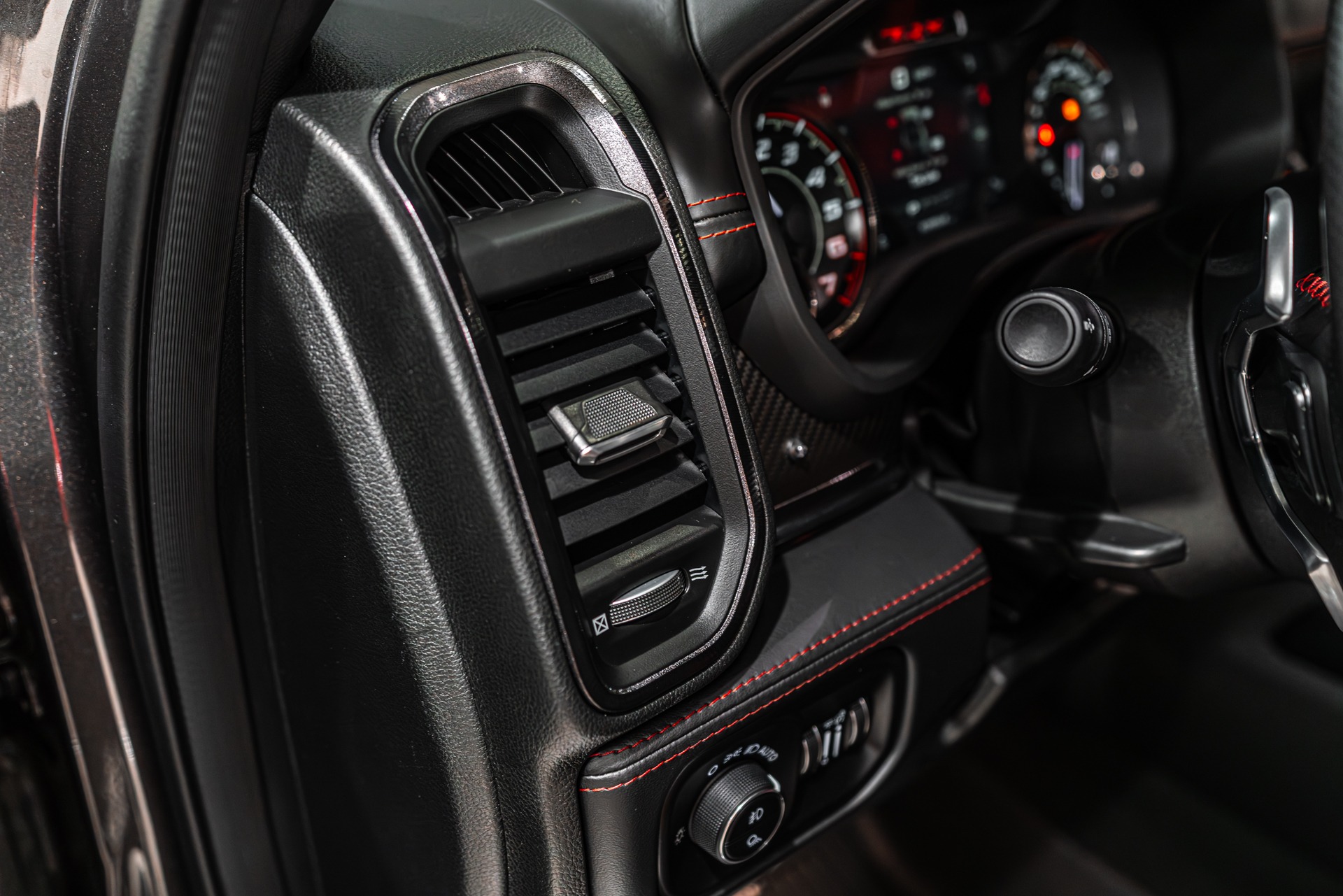 2022 RAM 1500 - Image 7