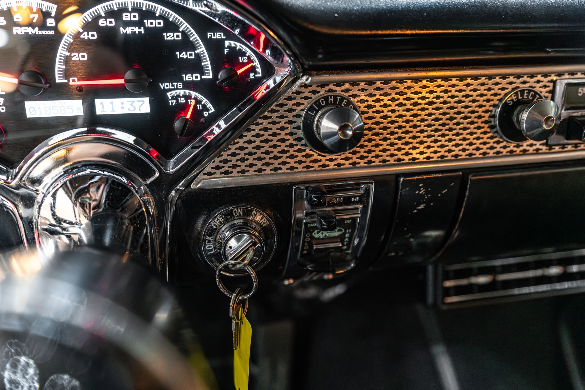 1955 CHEVROLET BEL AIR RESTOMOD - Image 12