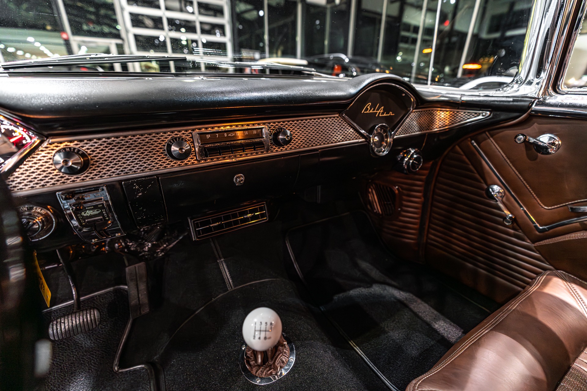 1955 CHEVROLET BEL AIR RESTOMOD - Image 13