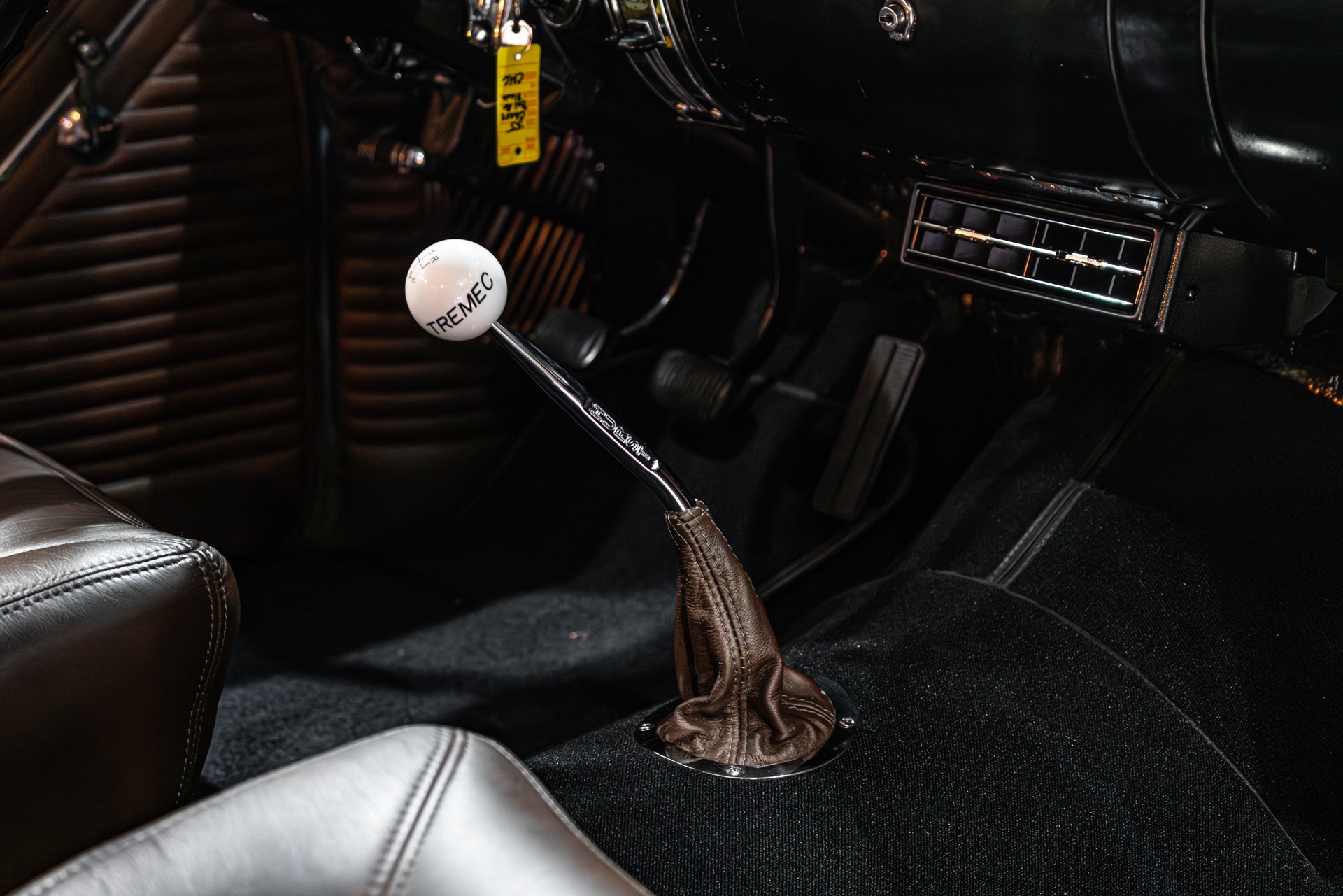 1955 CHEVROLET BEL AIR RESTOMOD - Image 21