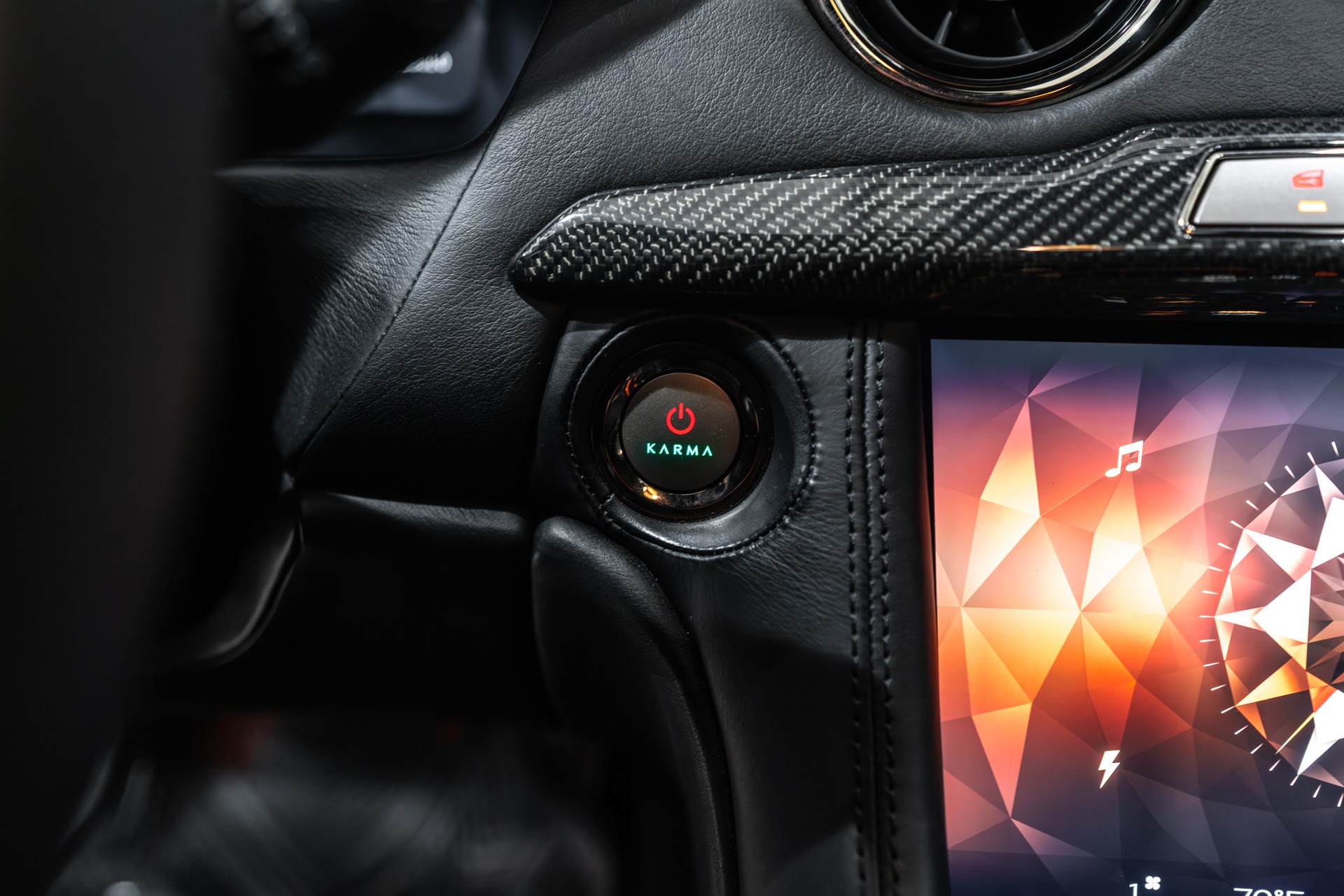 2020 KARMA REVERO - Image 15