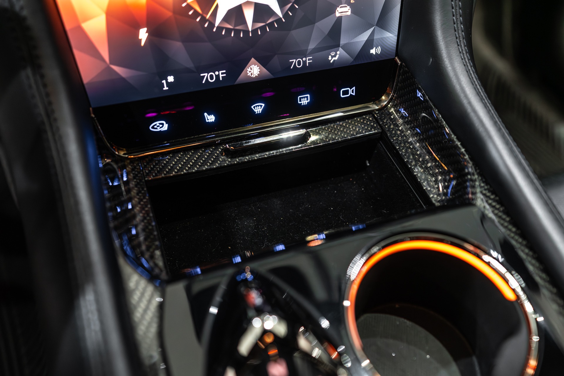 2020 KARMA REVERO - Image 20