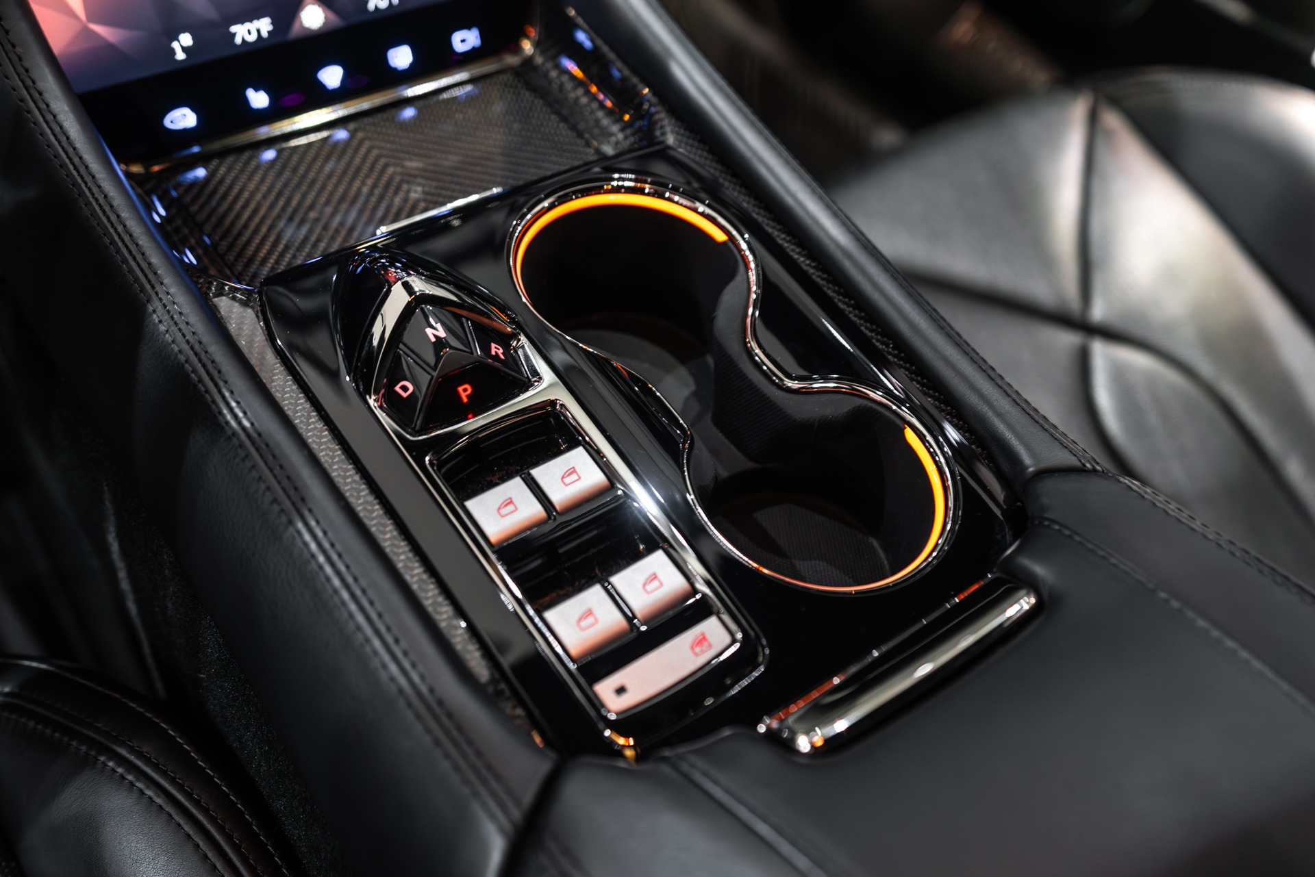 2020 KARMA REVERO - Image 22