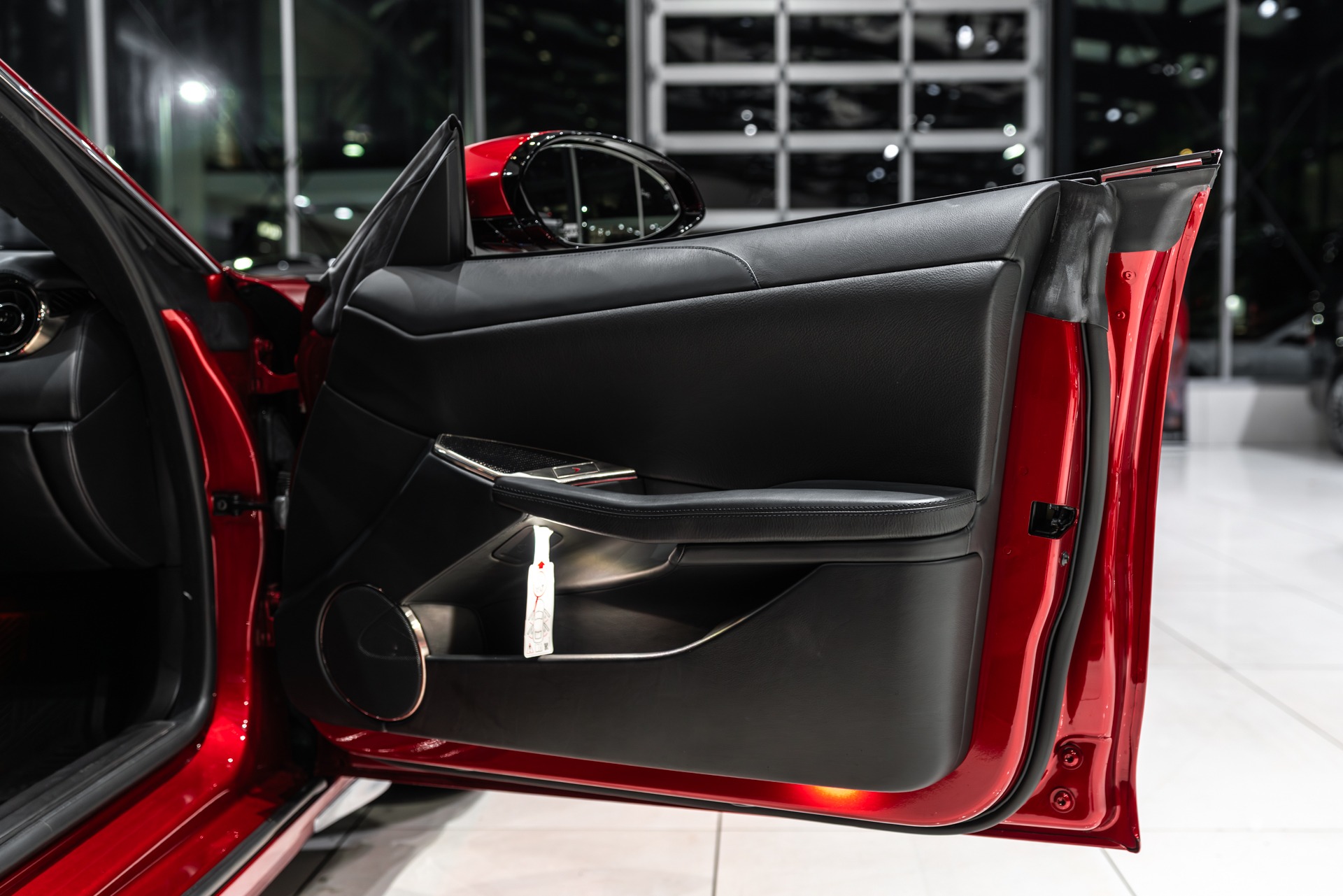 2020 KARMA REVERO - Image 37