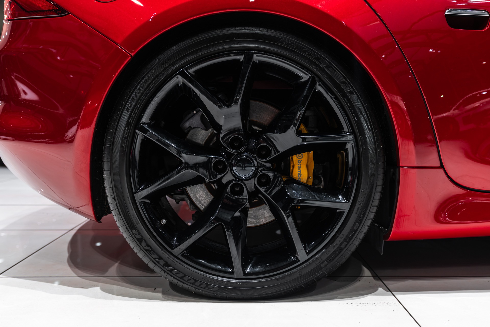 2020 KARMA REVERO - Image 65