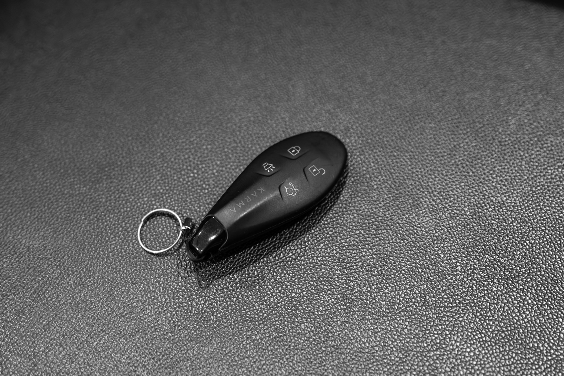 2020 KARMA REVERO - Image 74