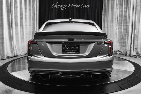 Used 2022 Cadillac CT5-V Blackwing Carbon Fiber Packs 1&2! Ultraview Roof! Driver Assist! Loaded! for sale Sold at Chicago Motor Cars in West Chicago IL 60185 4