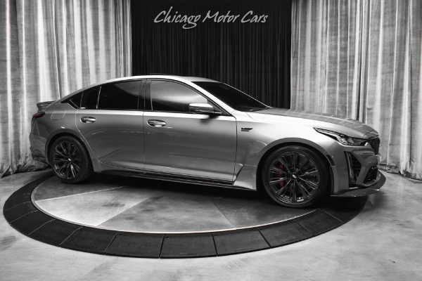 Used 2022 Cadillac CT5-V Blackwing Carbon Fiber Packs 1&2! Ultraview Roof! Driver Assist! Loaded! for sale Sold at Chicago Motor Cars in West Chicago IL 60185 6