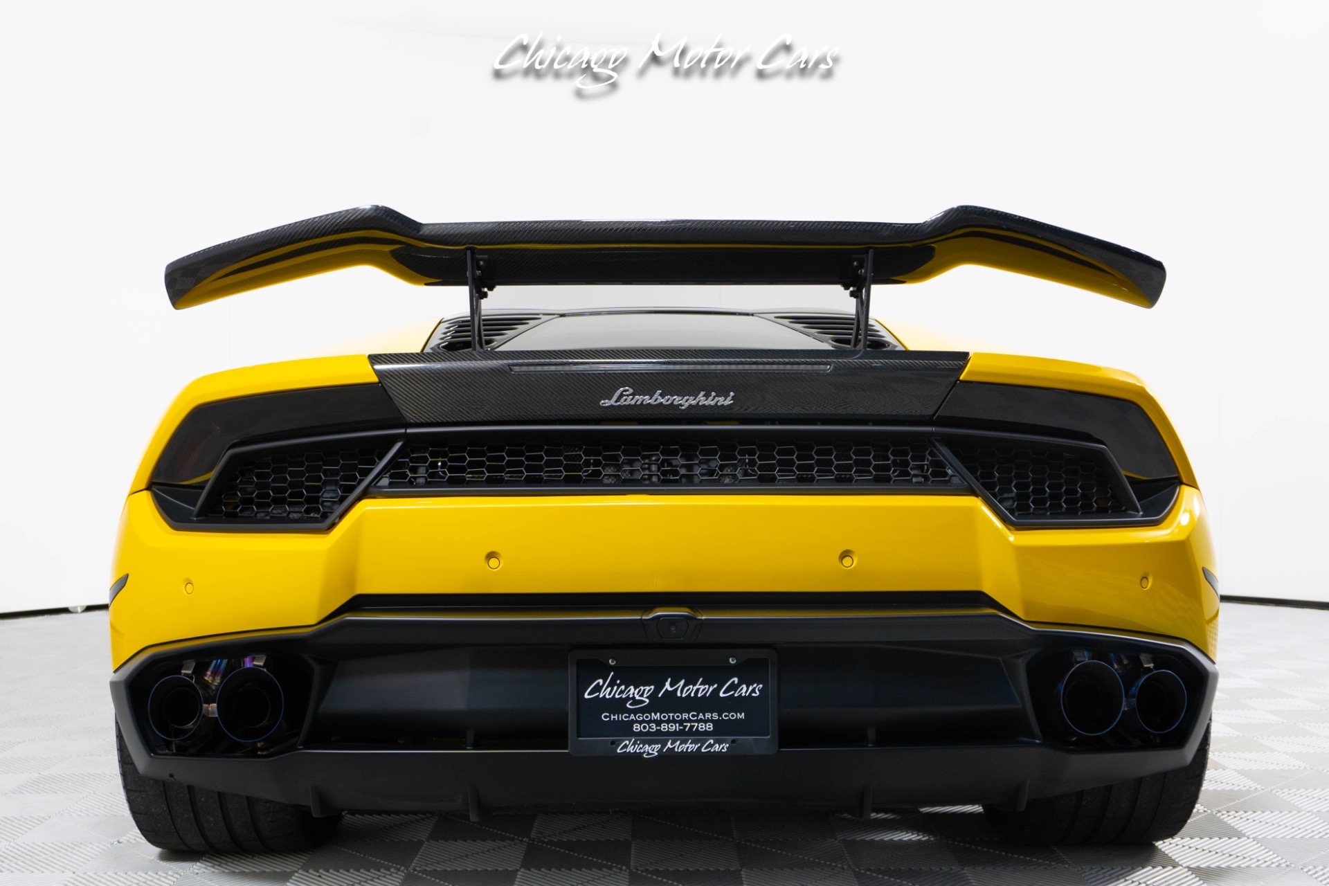 2017 LAMBORGHINI HURACAN - Image 18