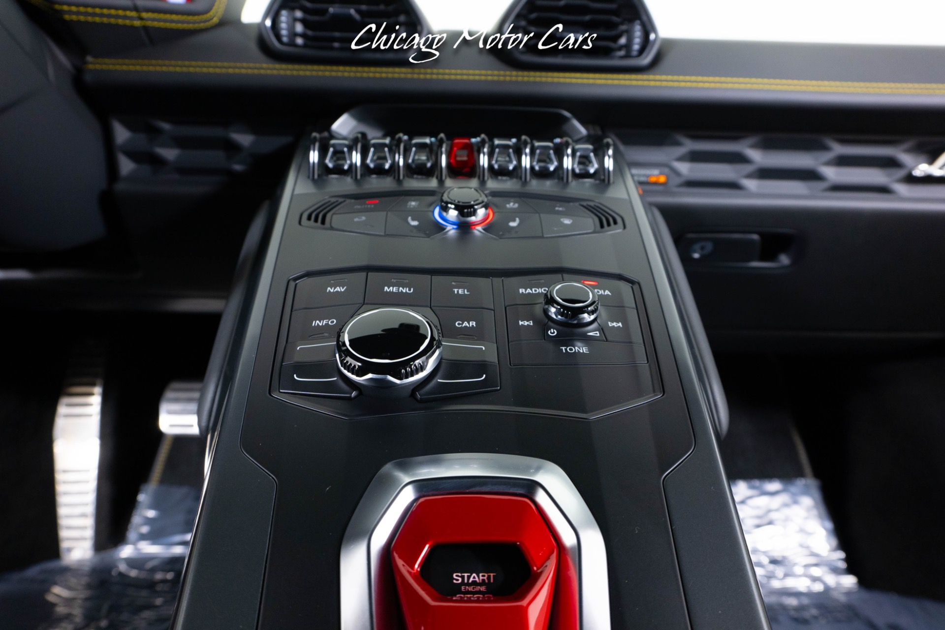 2017 LAMBORGHINI HURACAN - Image 34