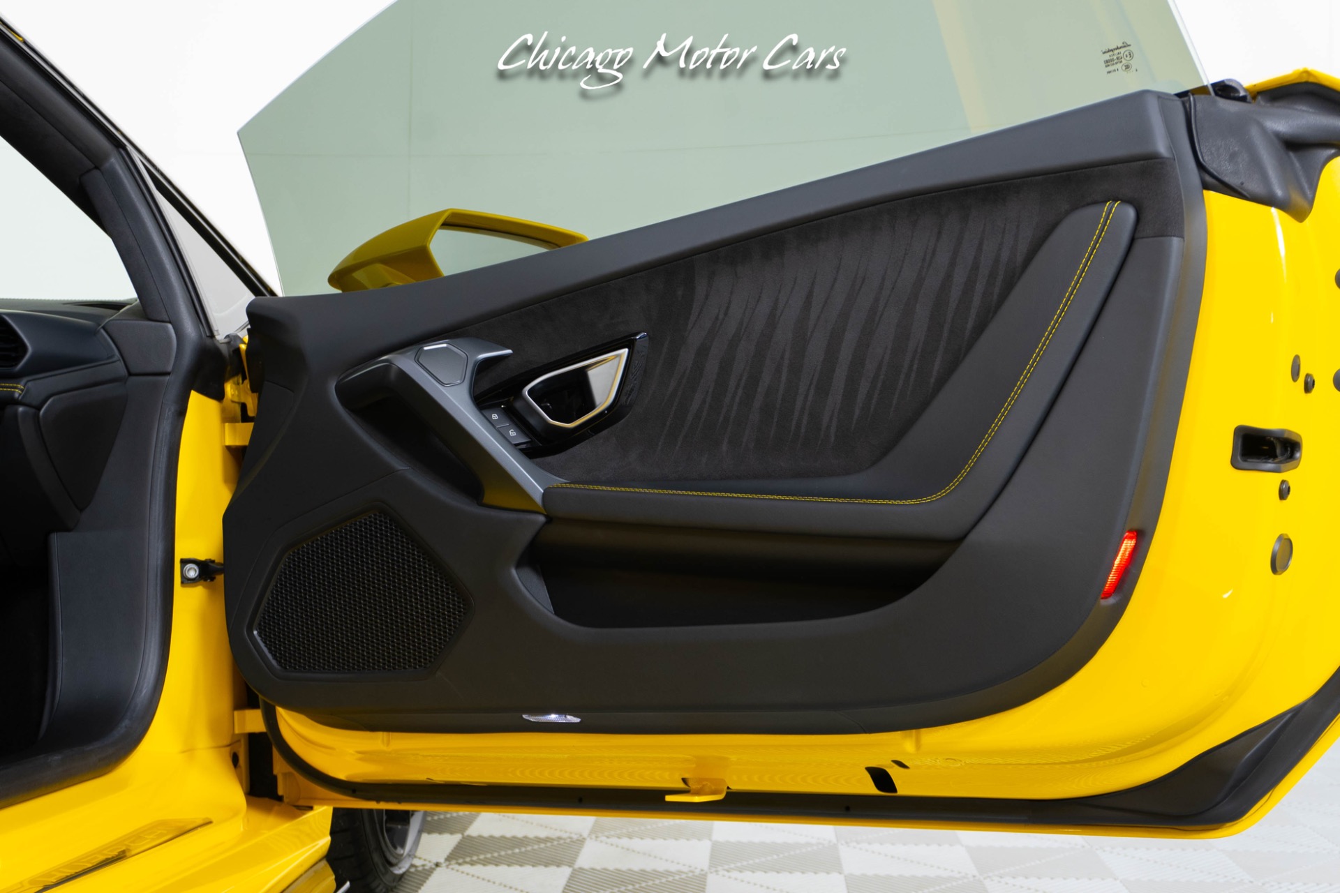 2017 LAMBORGHINI HURACAN - Image 42