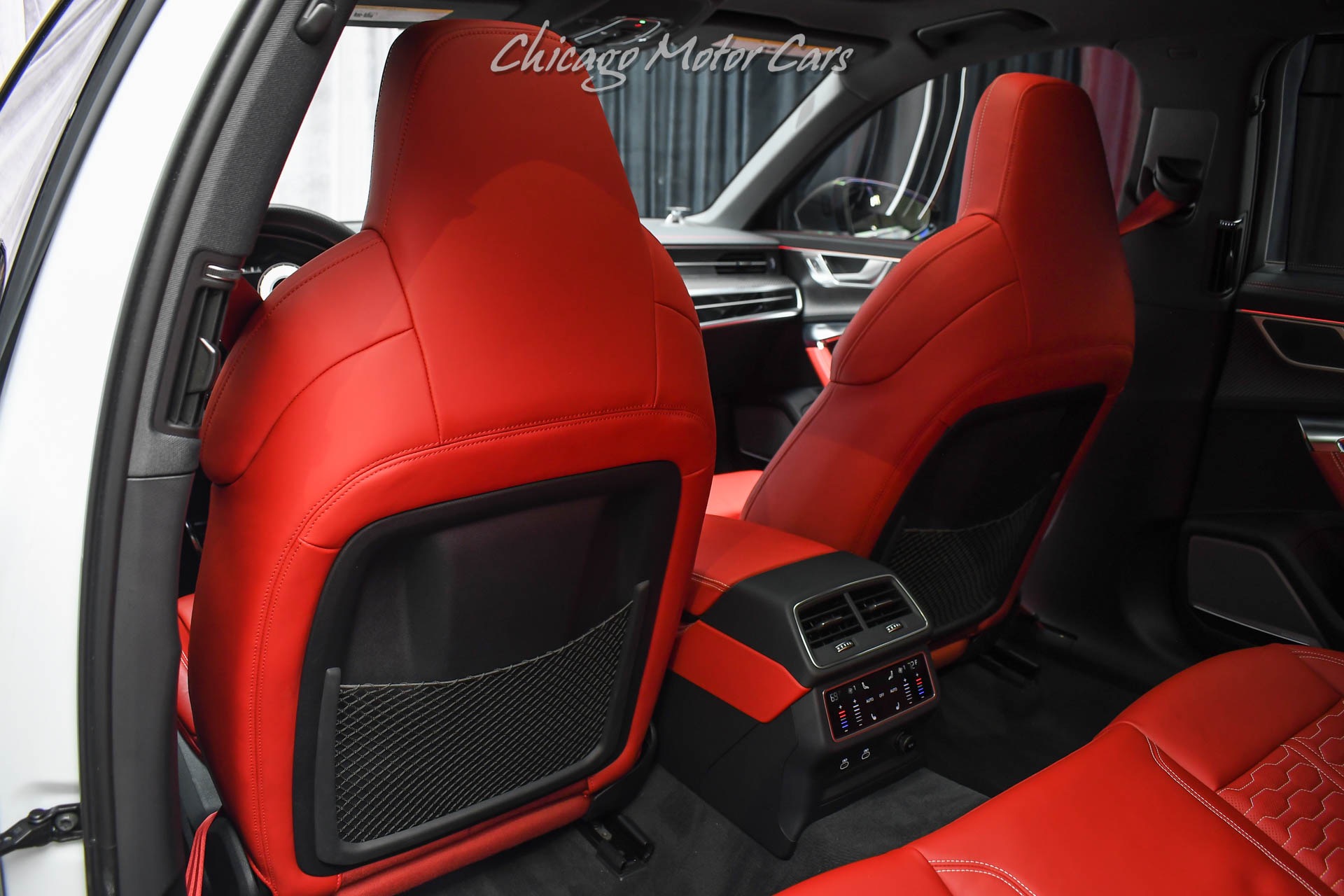 2024 AUDI RS 6 AVANT - Image 28