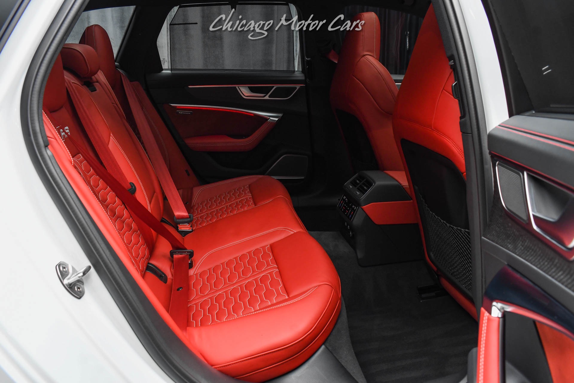 2024 AUDI RS 6 AVANT - Image 31