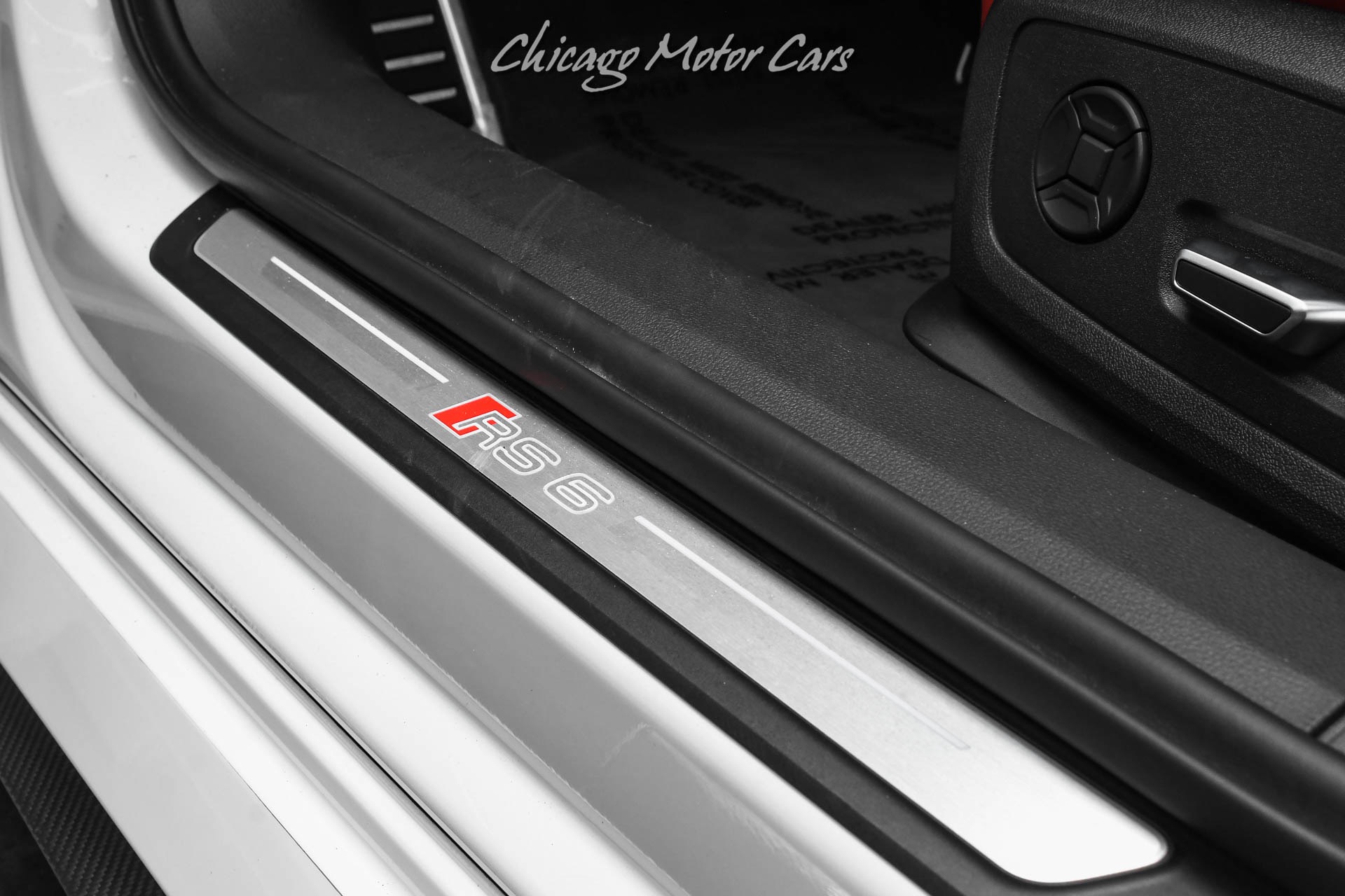 2024 AUDI RS 6 AVANT - Image 34