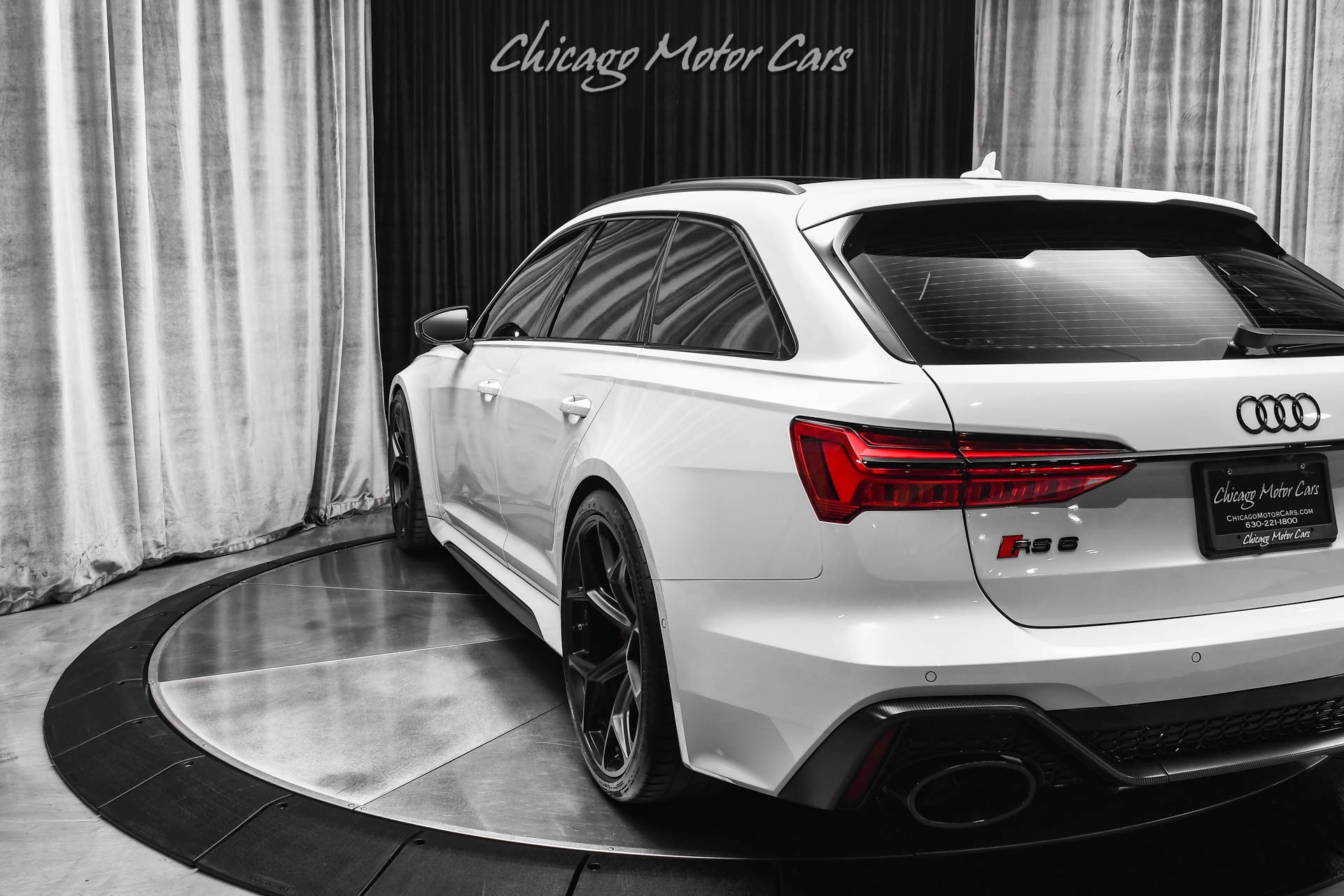 2024 AUDI RS 6 AVANT - Image 46