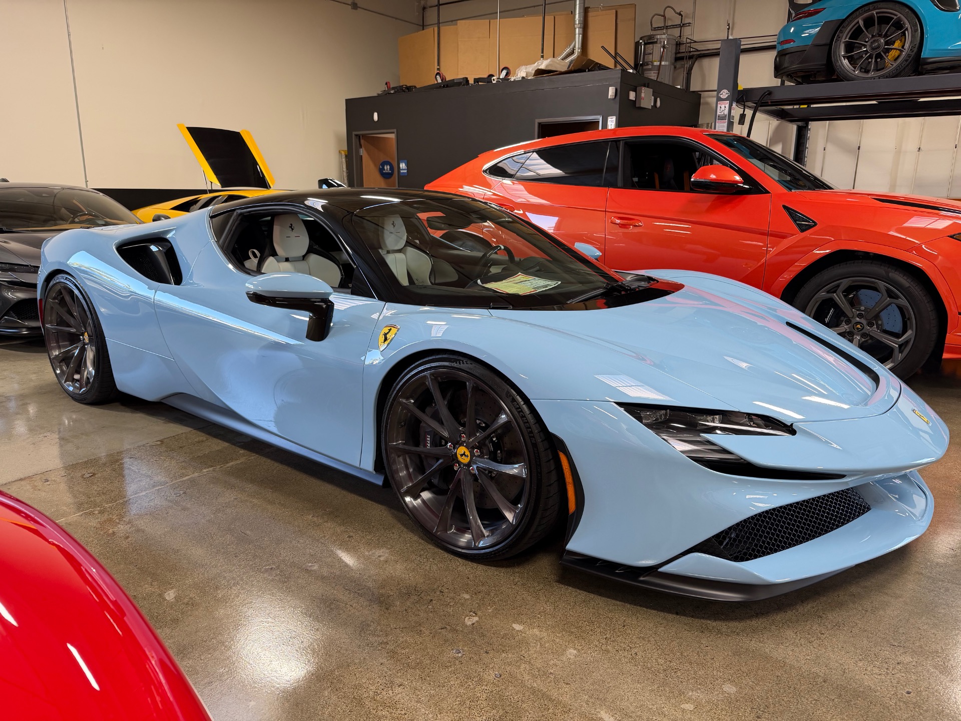 2023 FERRARI SF90 - Image 3