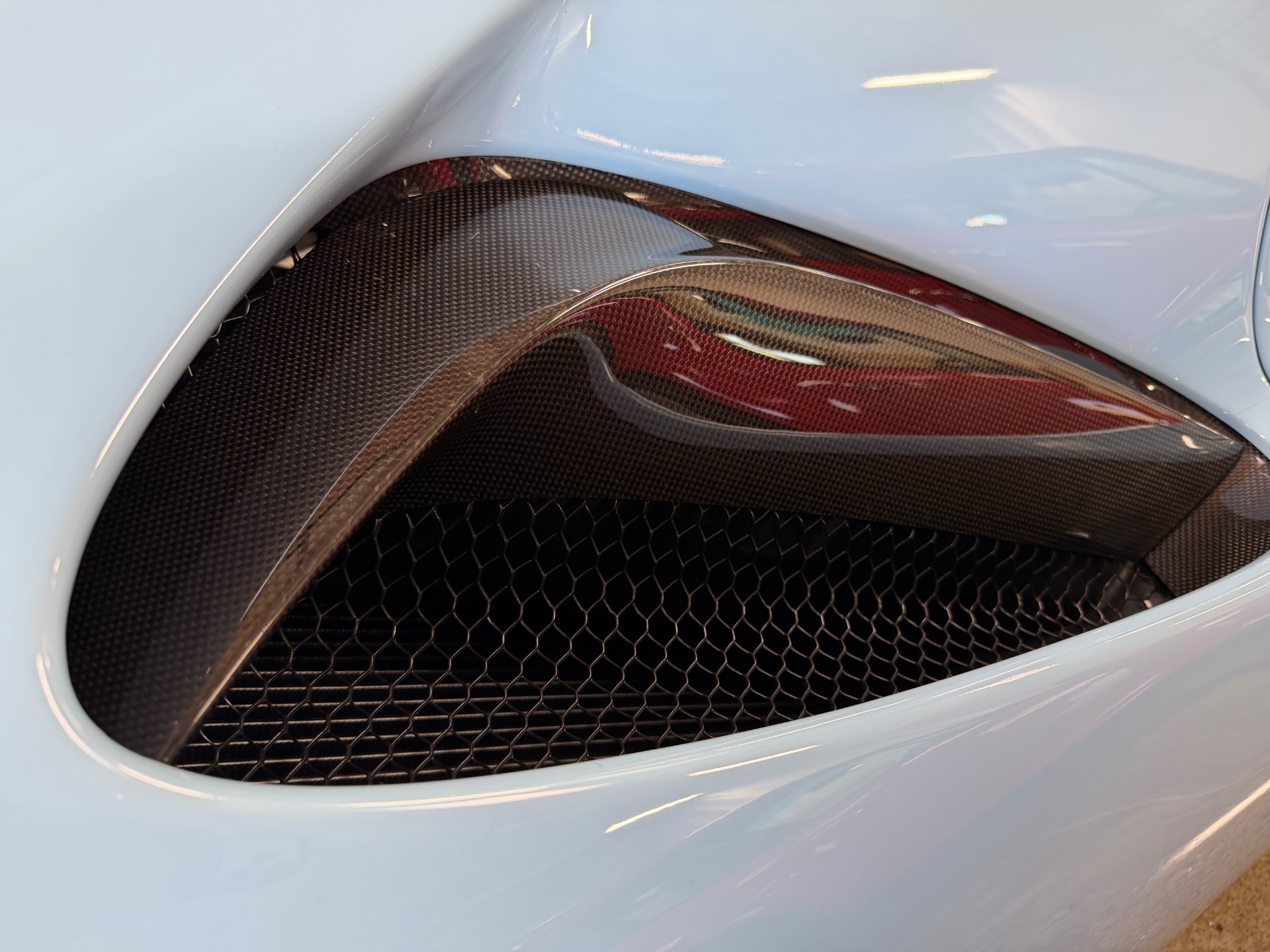 2023 FERRARI SF90 - Image 9