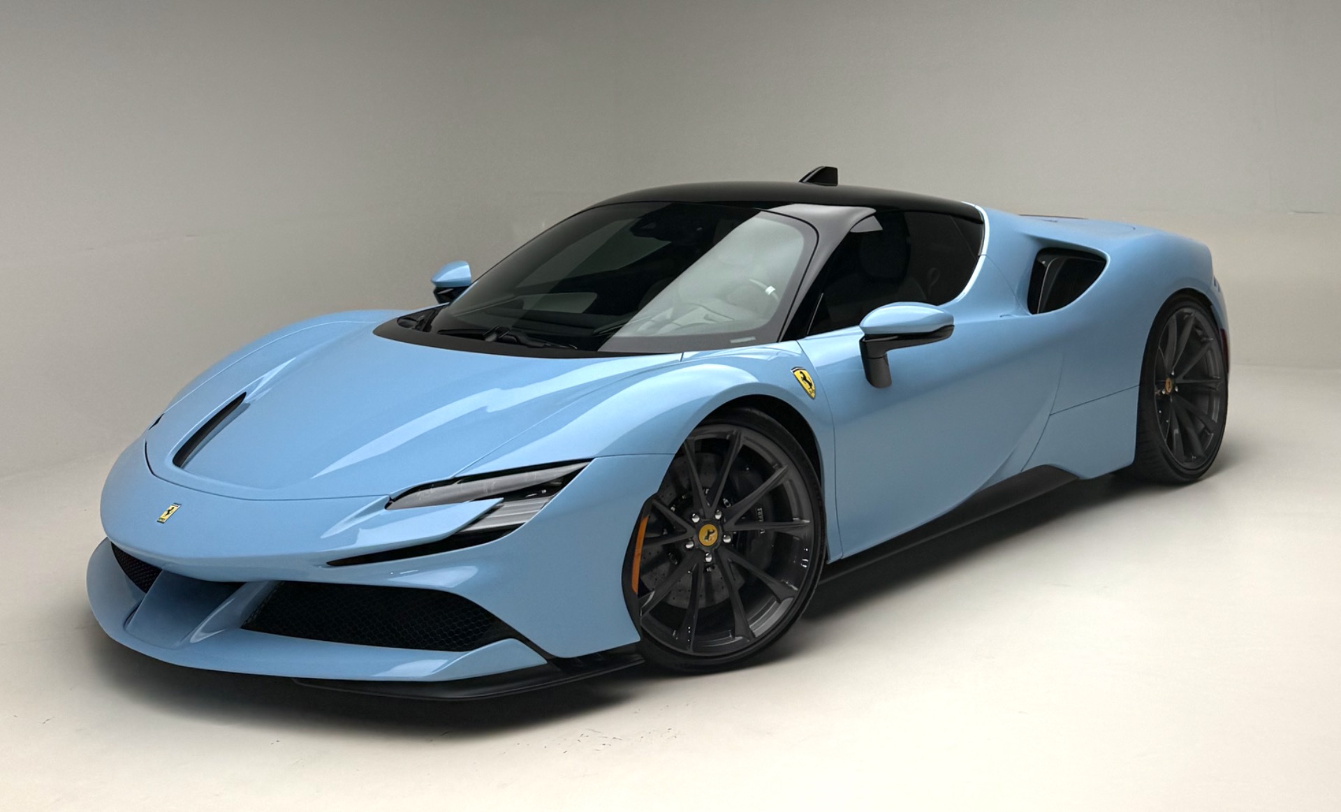 2023 FERRARI SF90 - Image 1