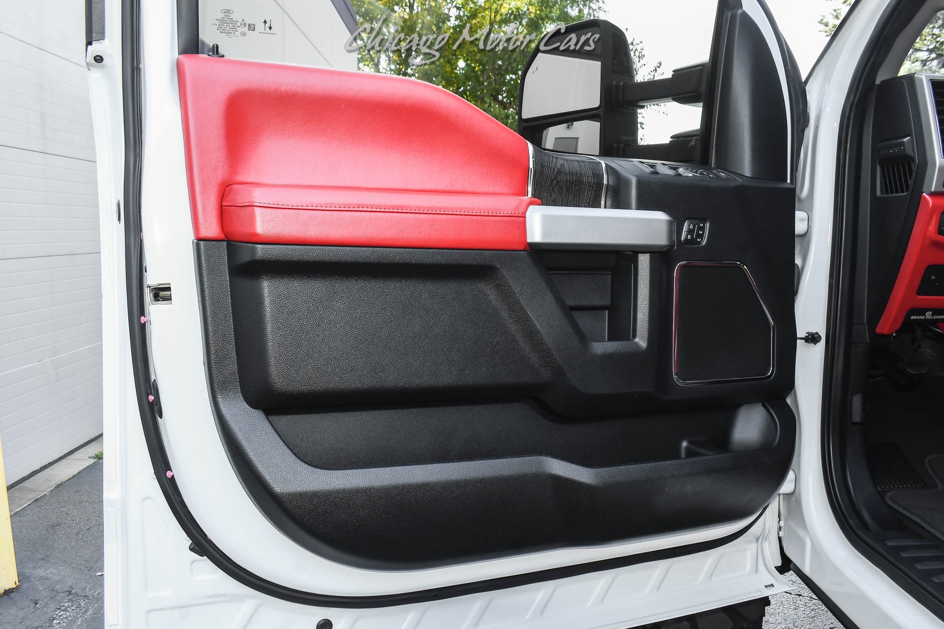 2021 FORD F-250 - Image 29