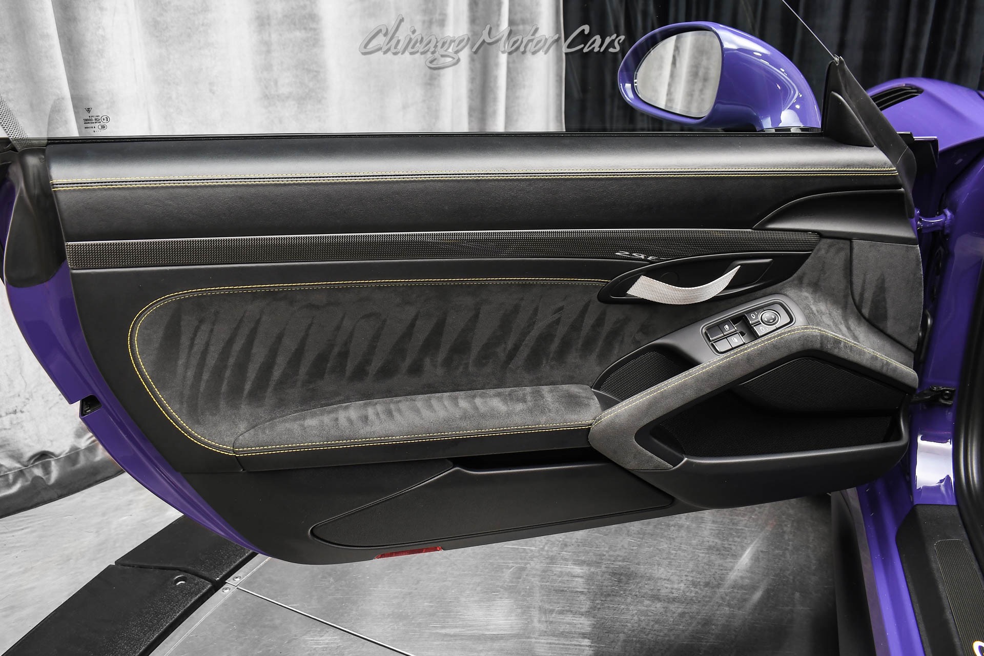 2016 PORSCHE 911 - Image 27