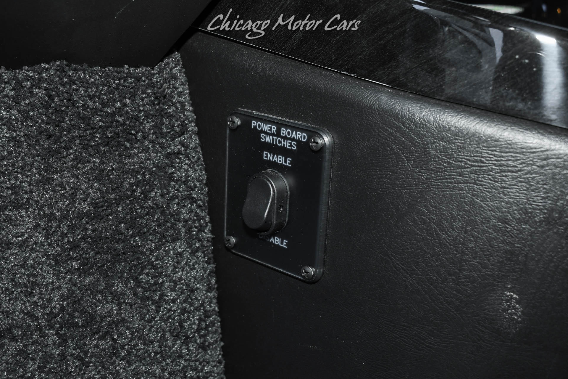 2021 GMC SAVANA - Image 13