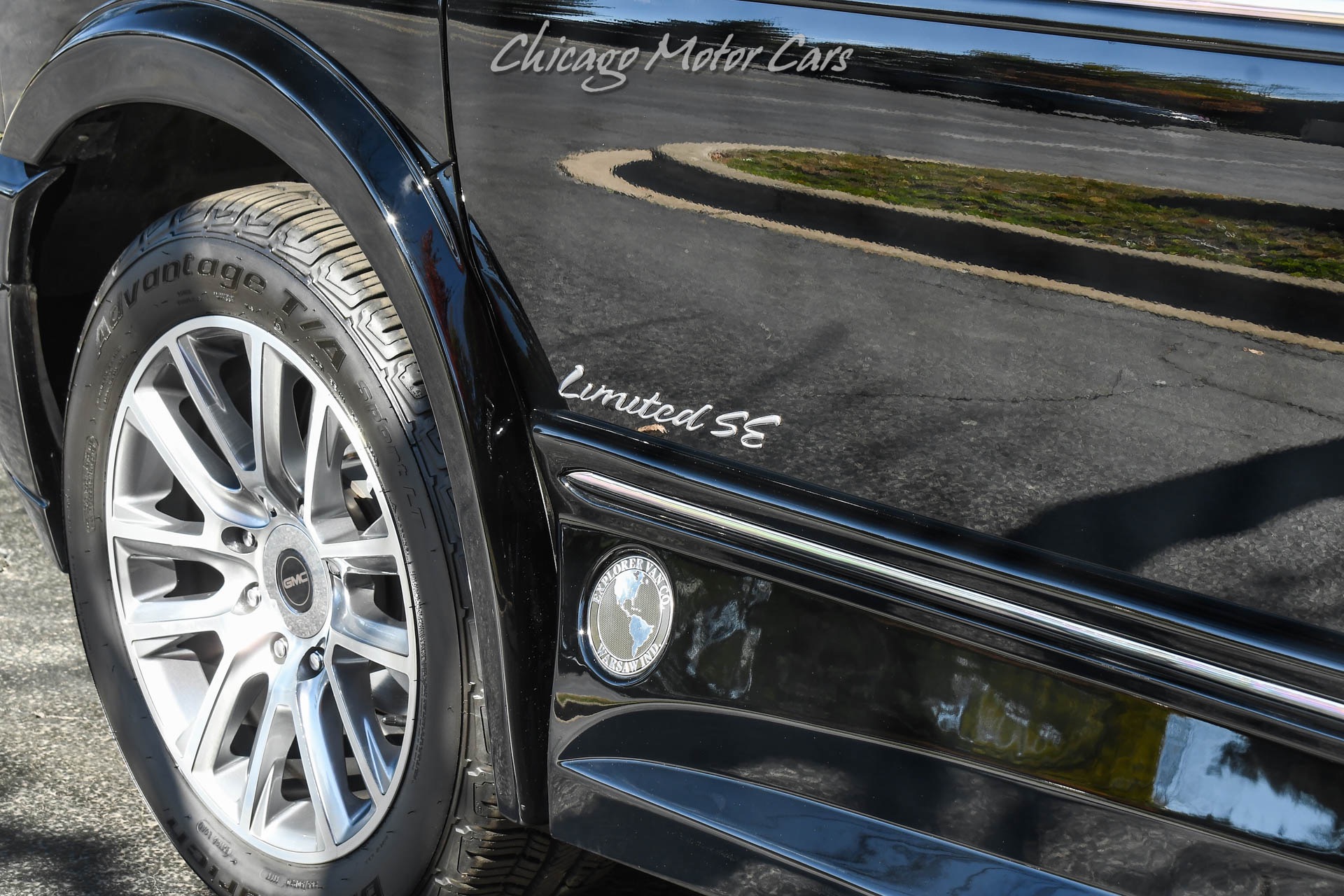 2021 GMC SAVANA - Image 32