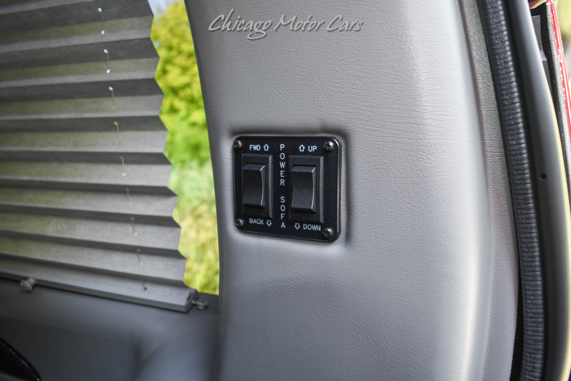 2021 GMC SAVANA - Image 43