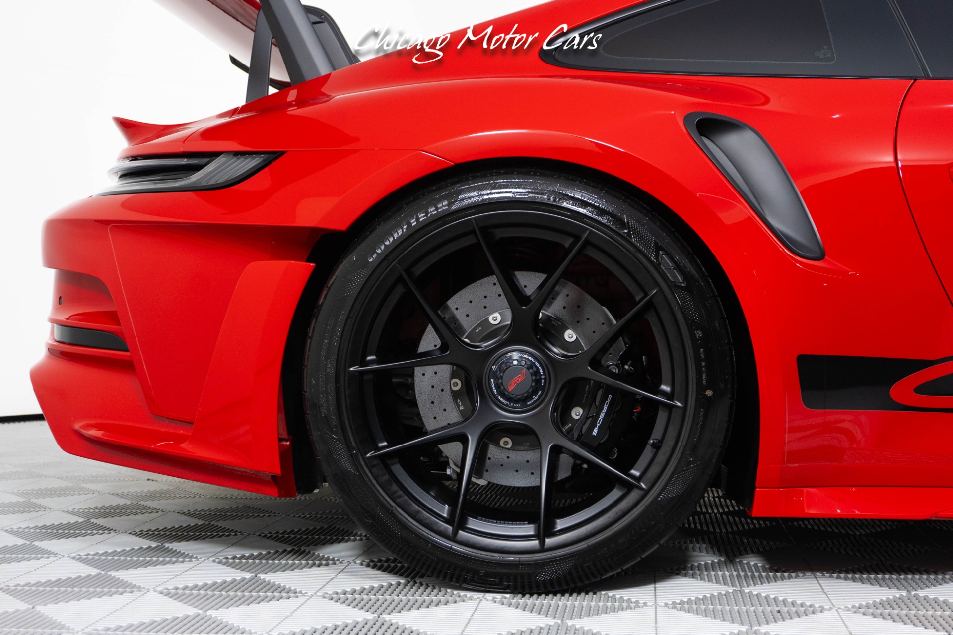 2025 PORSCHE 911 - Image 13