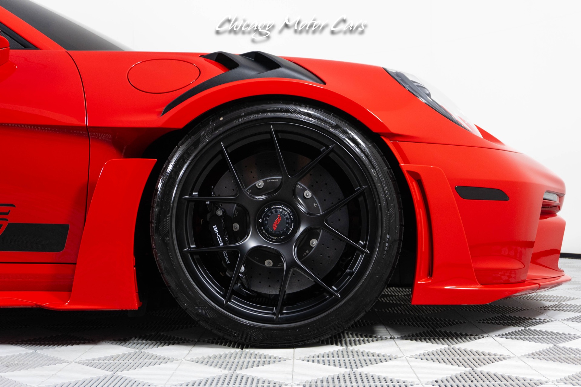 2025 PORSCHE 911 - Image 14