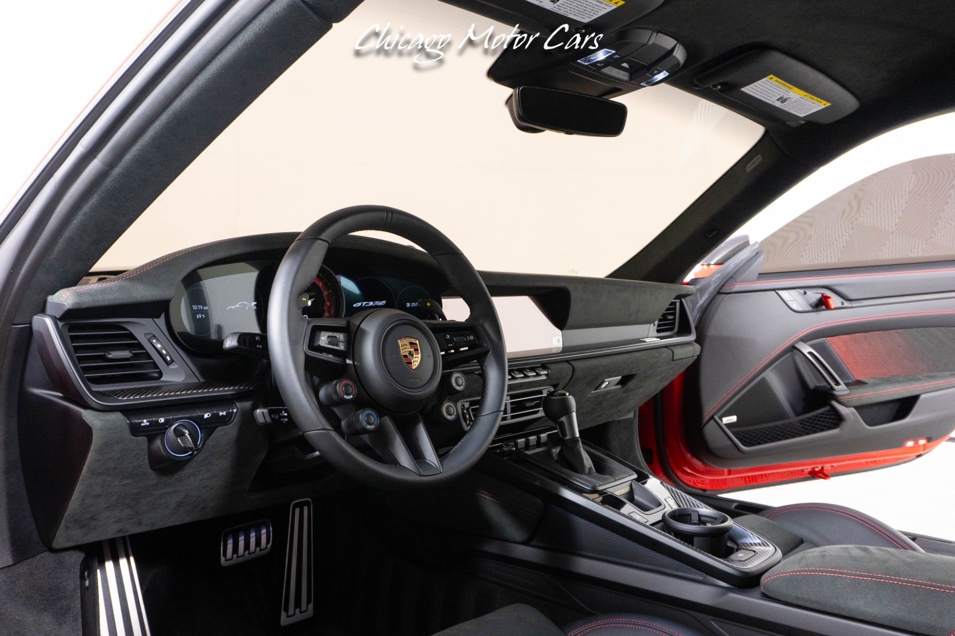 2025 PORSCHE 911 - Image 29