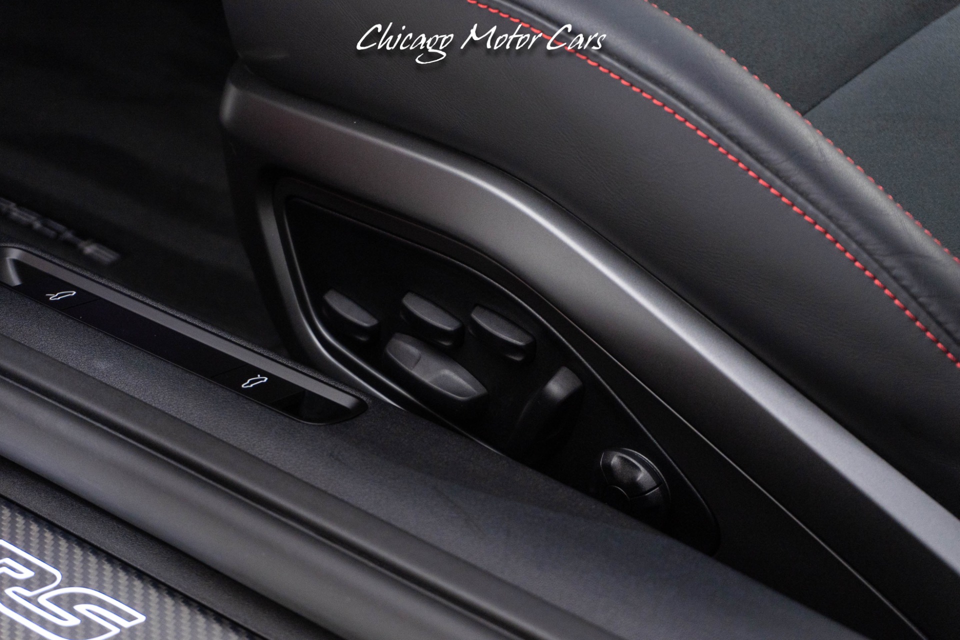 2025 PORSCHE 911 - Image 35