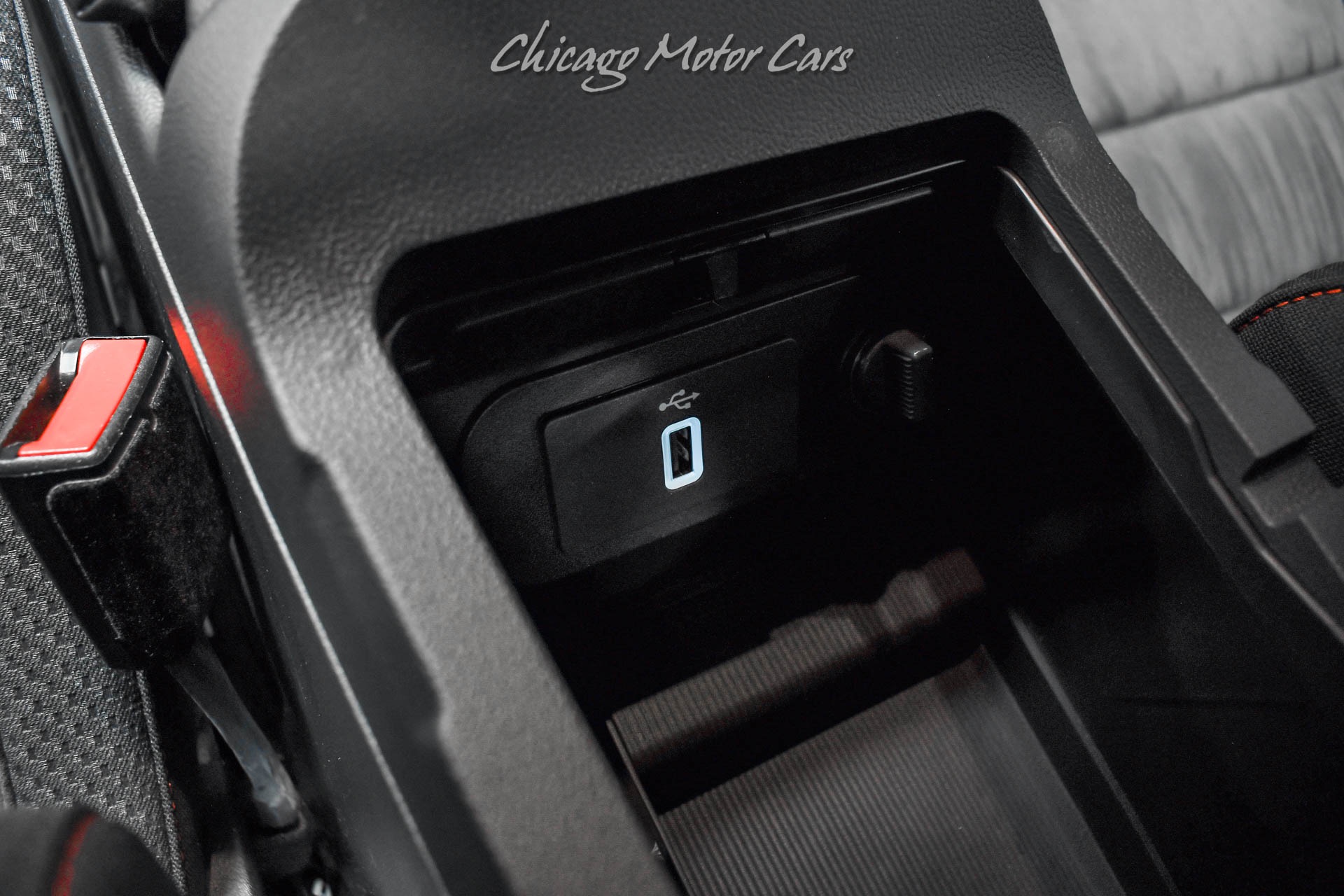 2017 FORD MUSTANG - Image 18