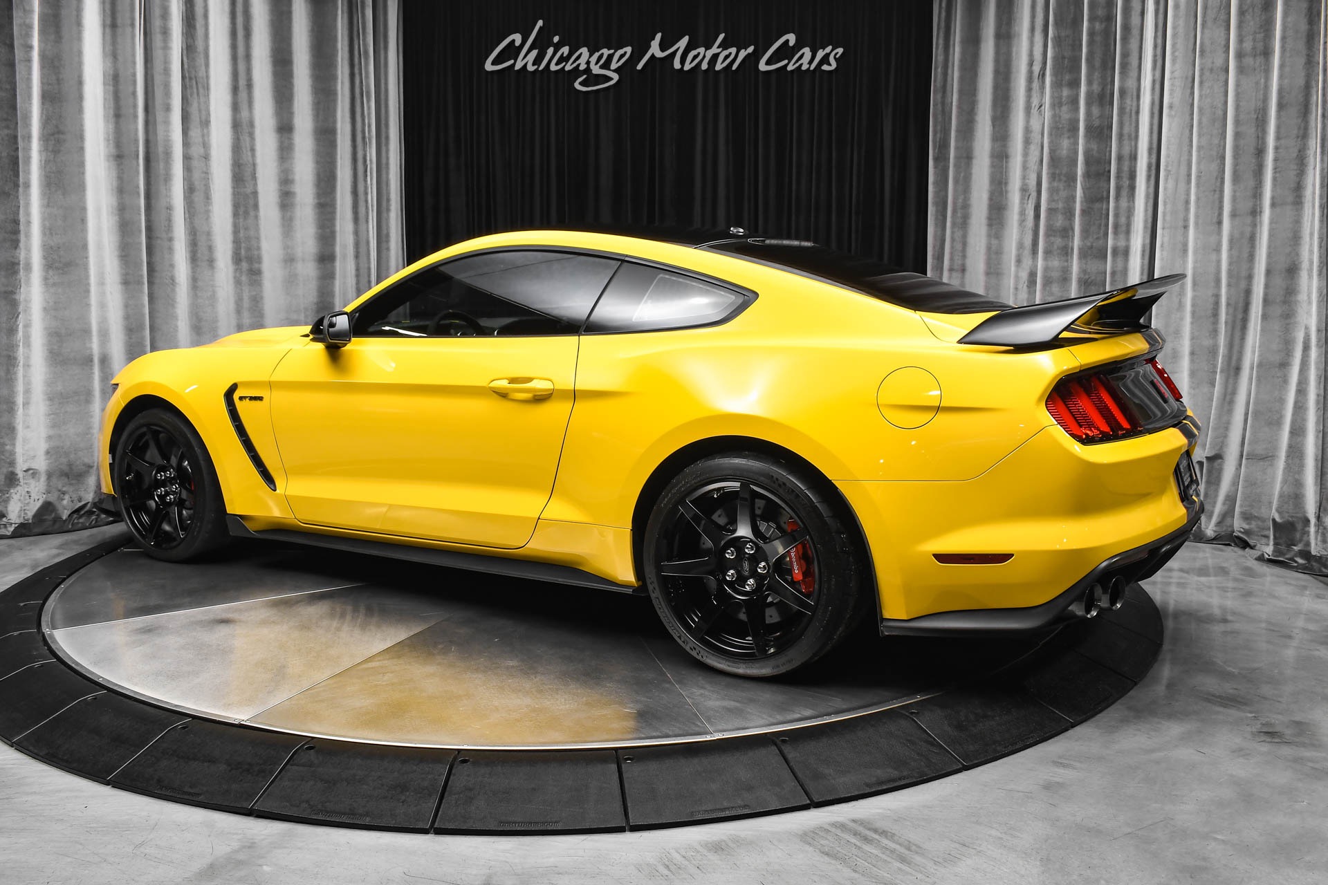 2017 FORD MUSTANG - Image 3