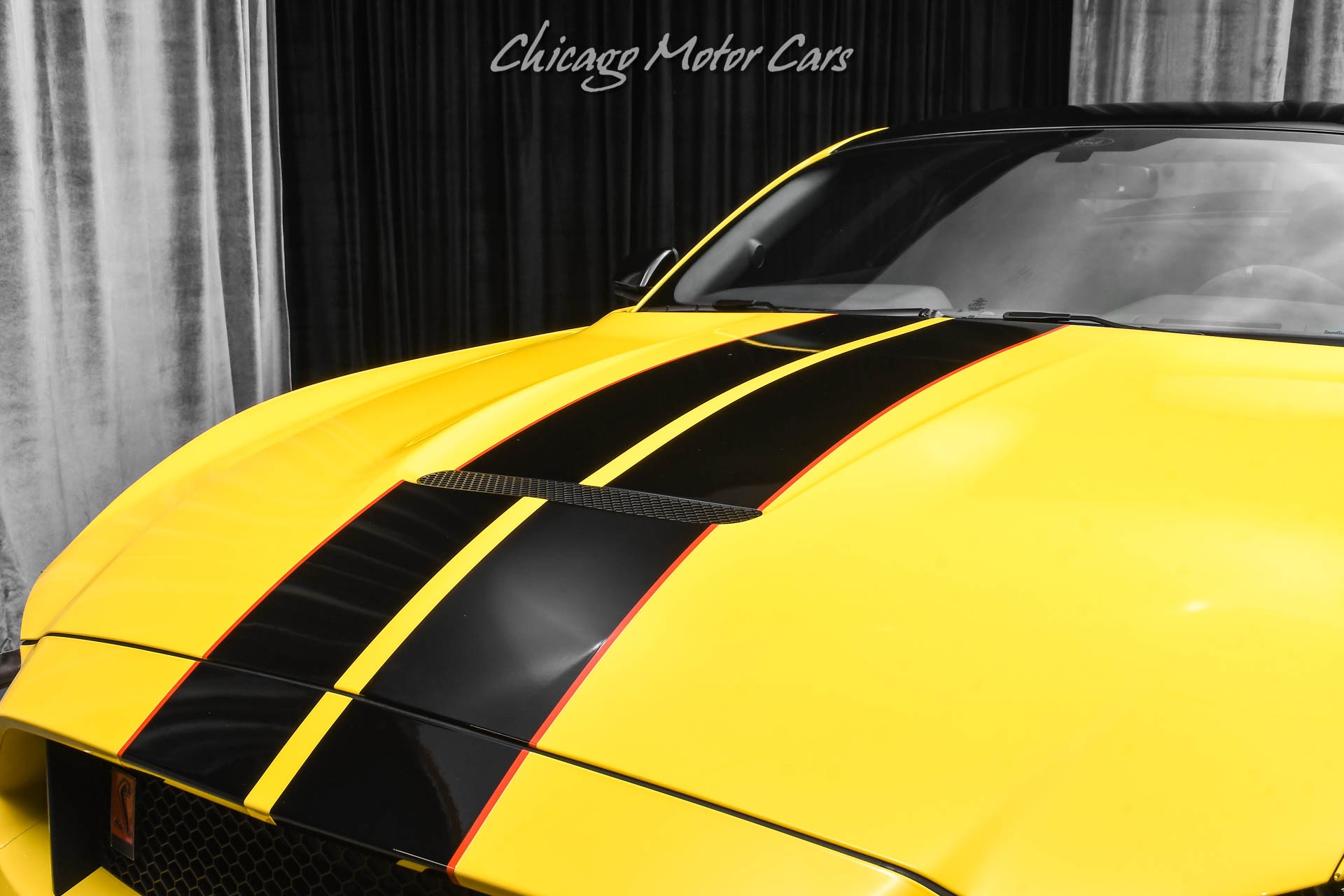 2017 FORD MUSTANG - Image 30