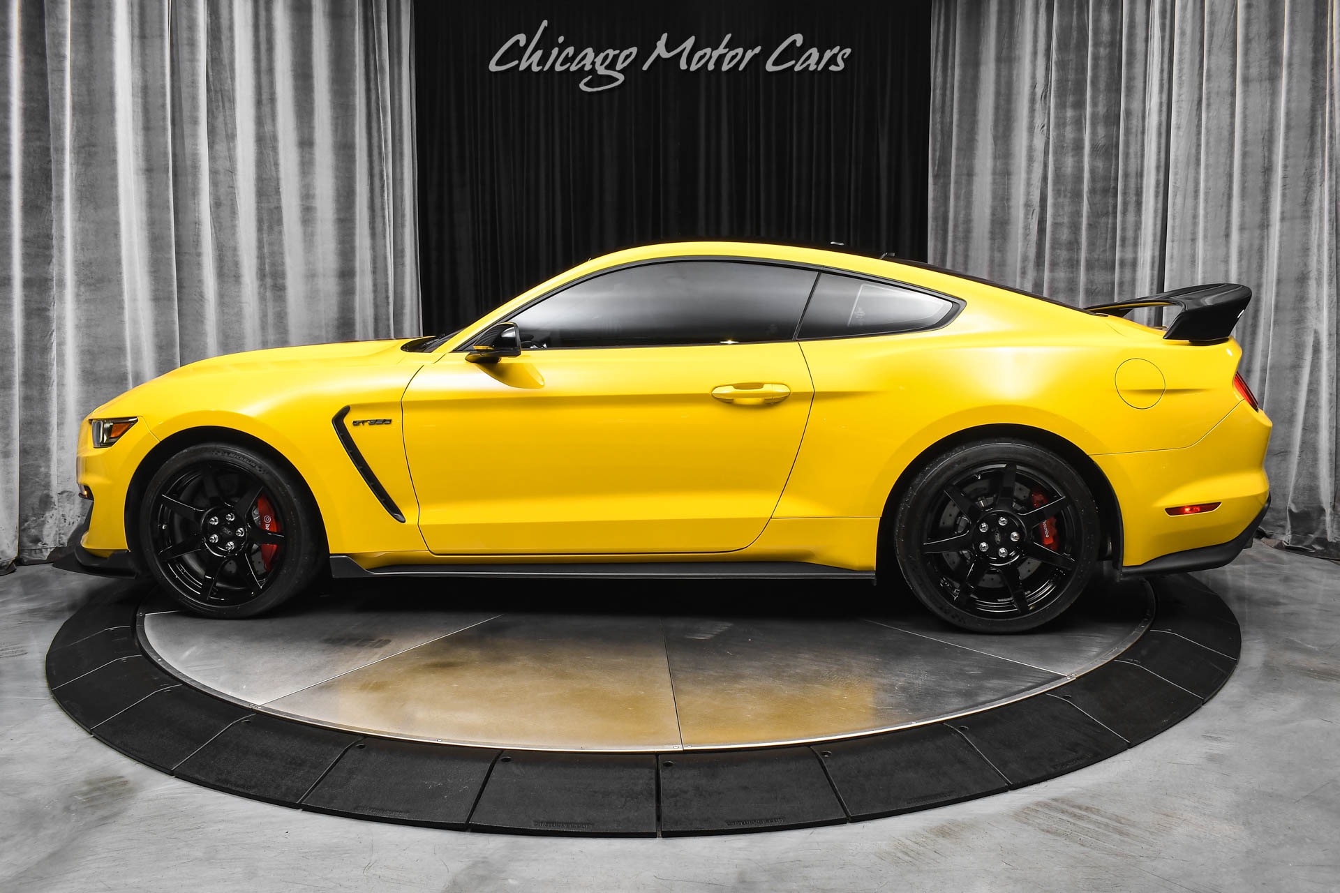2017 FORD MUSTANG - Image 33