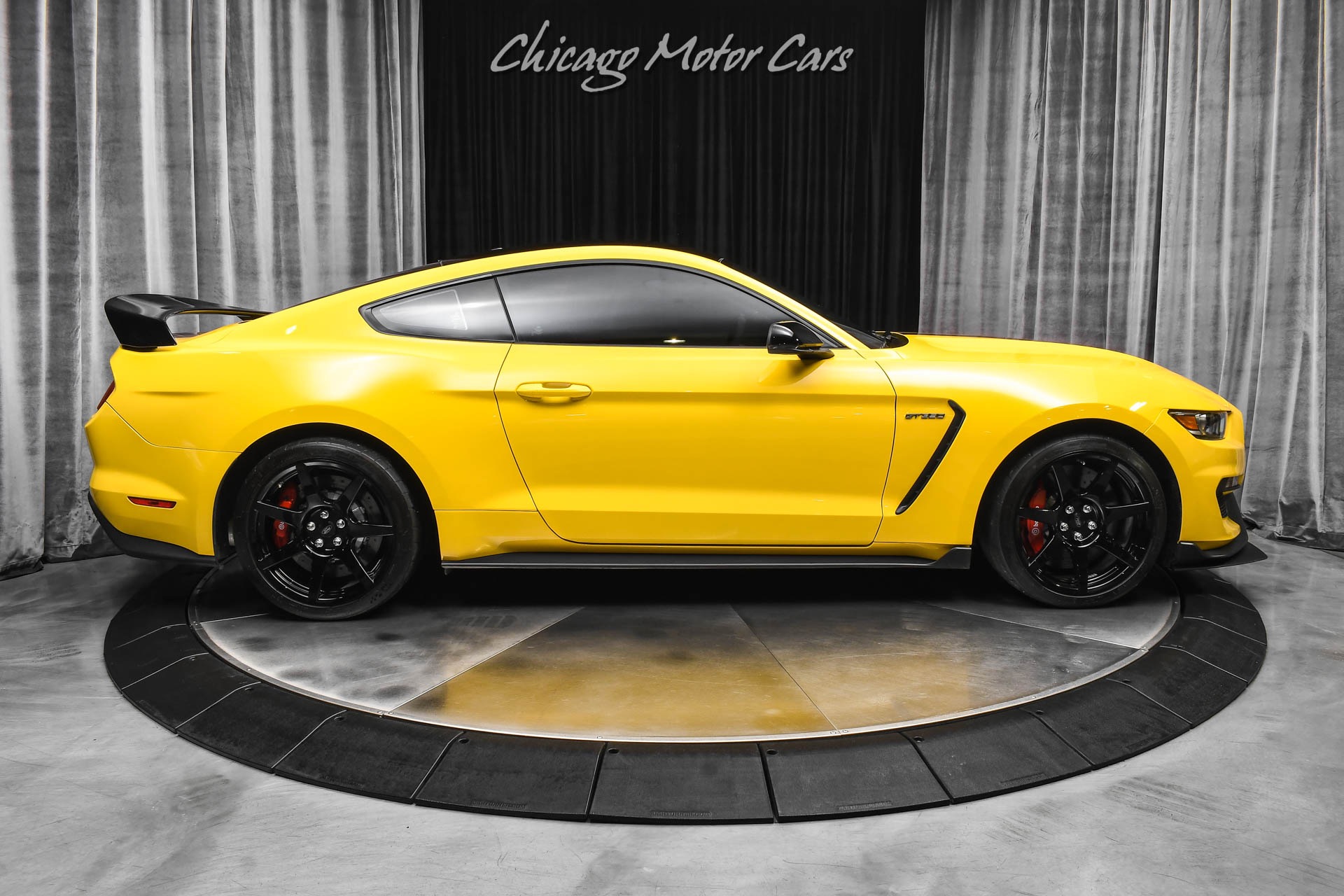 2017 FORD MUSTANG - Image 41