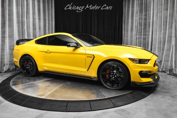 Used 2017 Ford Mustang Shelby GT350R Only 5K Miles Equipment Group 920A R Electronics Pkg Racing Stripe for sale Sold at Chicago Motor Cars in West Chicago IL 60185 6