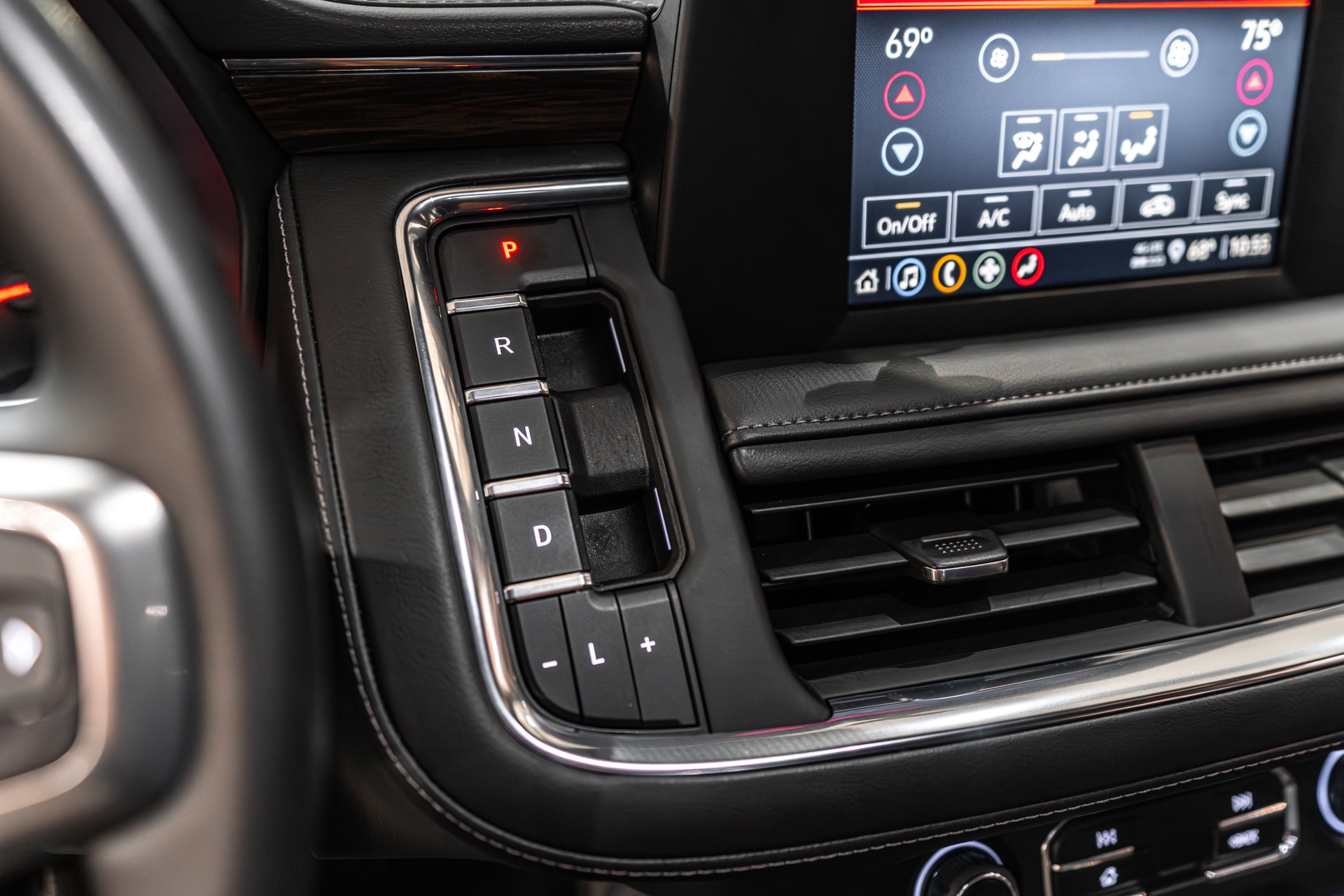 2023 CHEVROLET TAHOE - Image 15