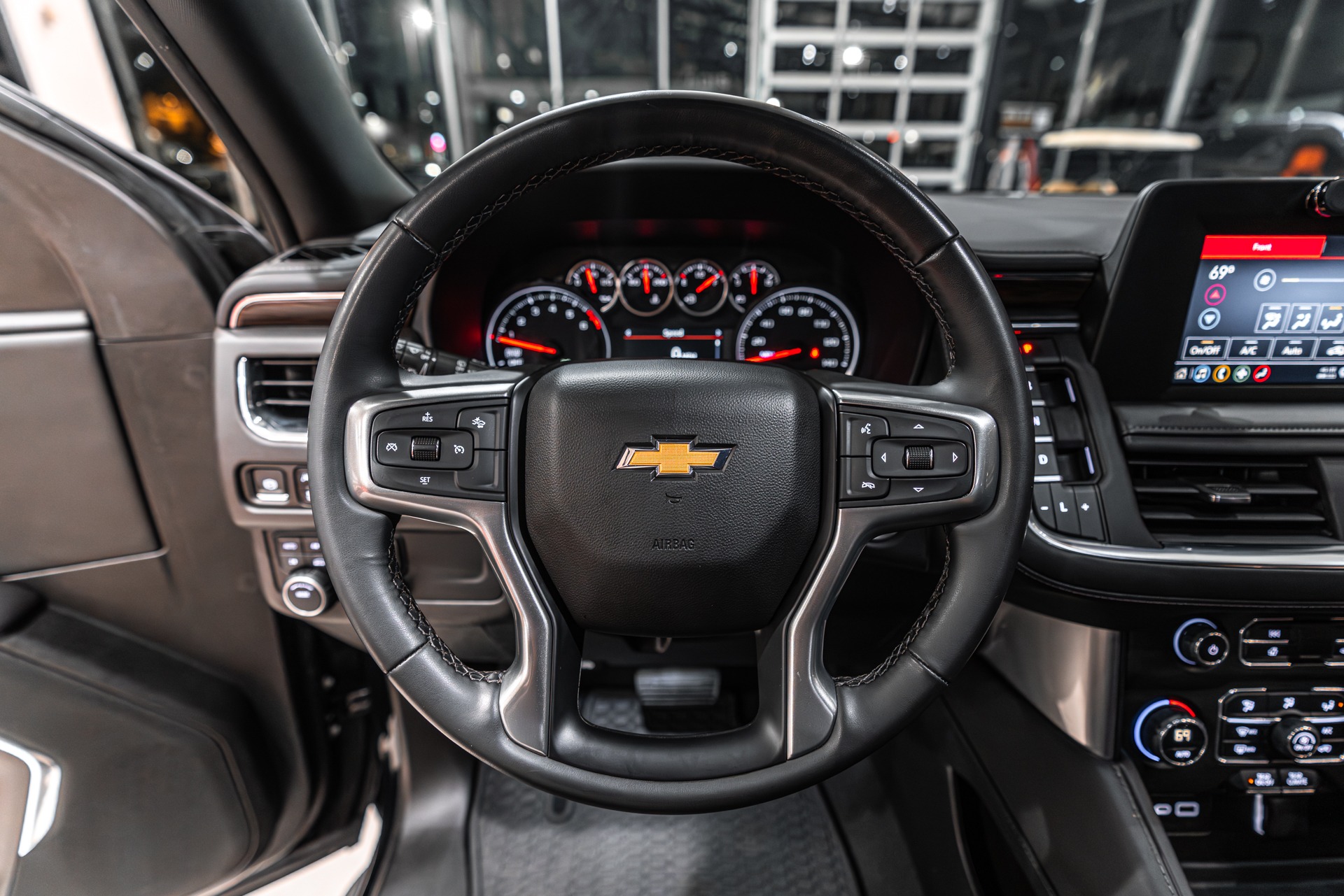 2023 CHEVROLET TAHOE - Image 8