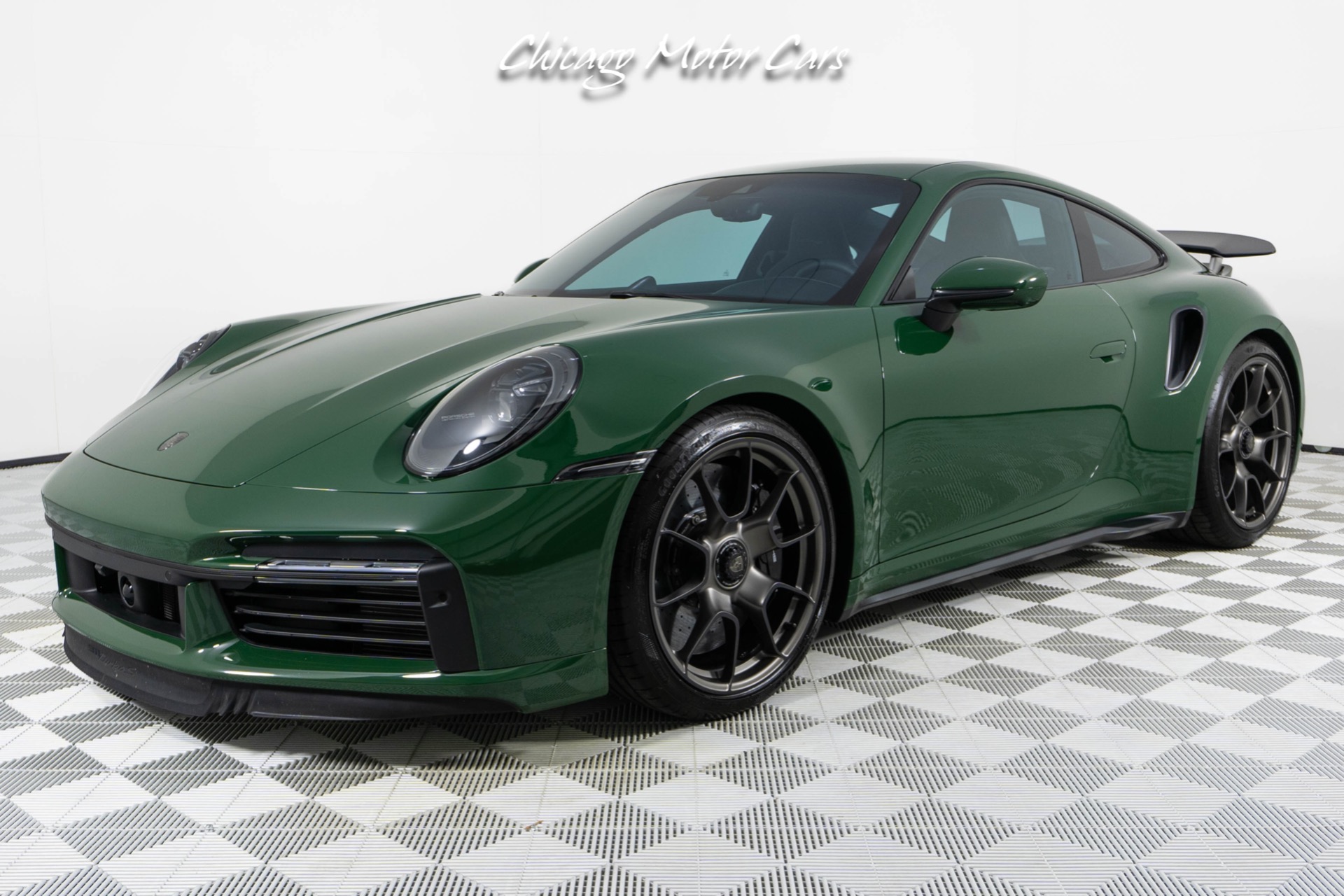 green porsche 911 turbo