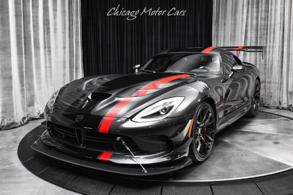 Used 2017 Dodge Viper ACR Only 5K Miles Exterior Carbon Pkg Extreme Aero Pkg RARE Serviced for sale Sold at Chicago Motor Cars in West Chicago IL 60185 2
