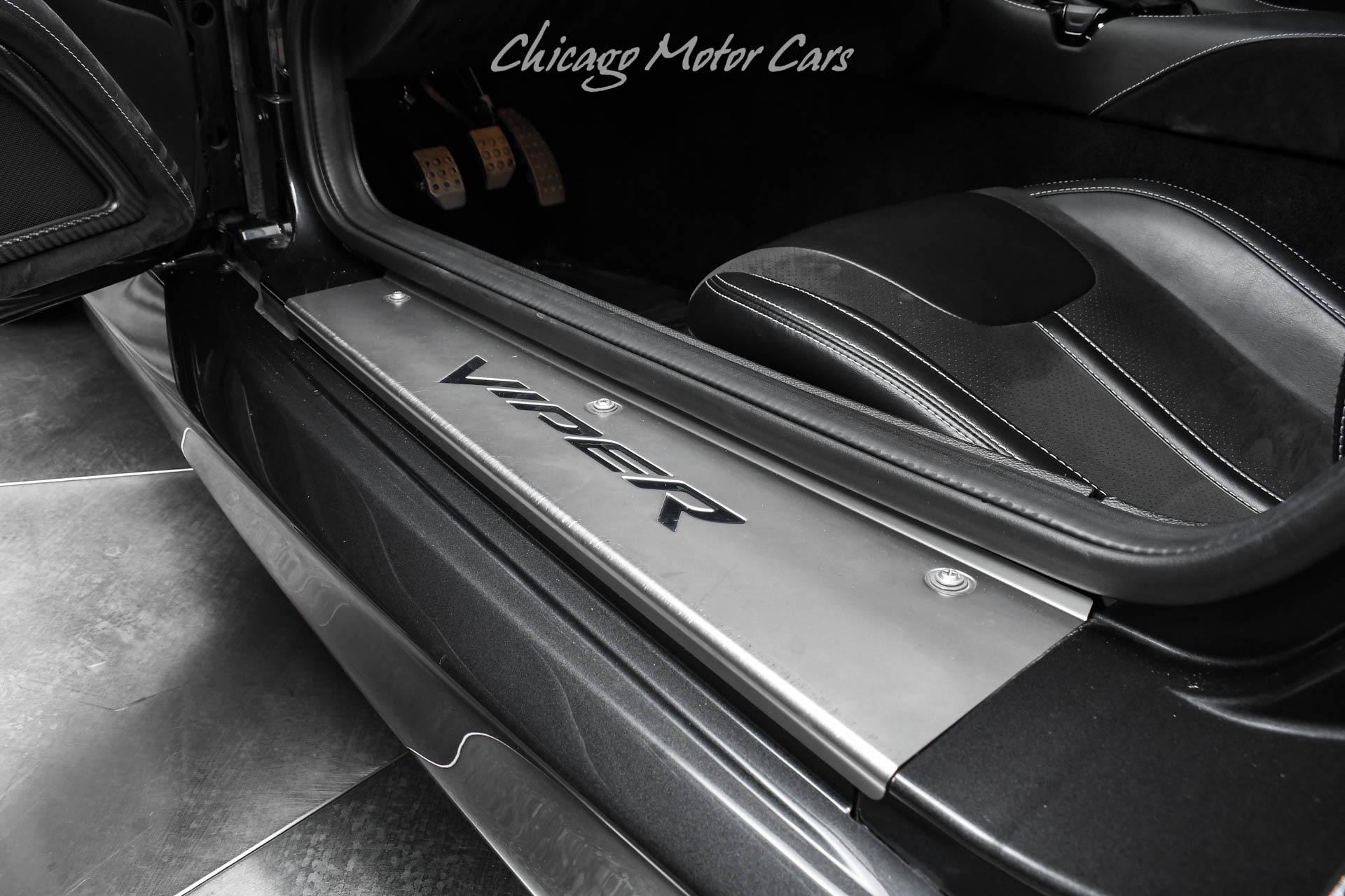 2017 DODGE VIPER - Image 22