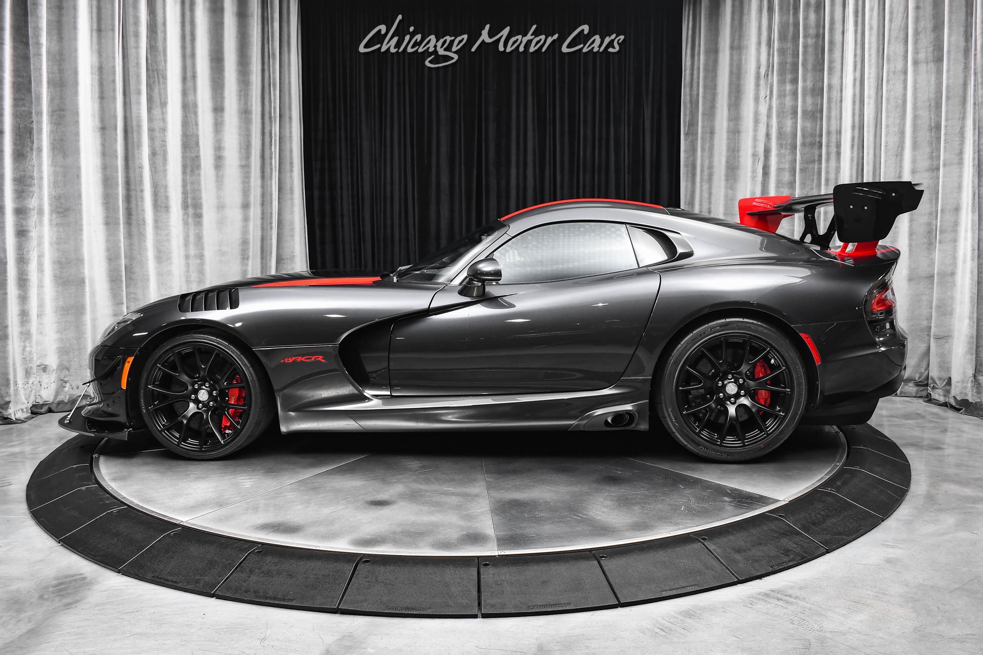 2017 DODGE VIPER - Image 28