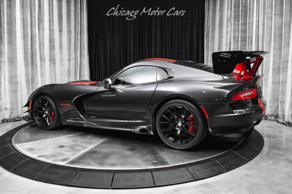 Used 2017 Dodge Viper ACR Only 5K Miles Exterior Carbon Pkg Extreme Aero Pkg RARE Serviced for sale Sold at Chicago Motor Cars in West Chicago IL 60185 3