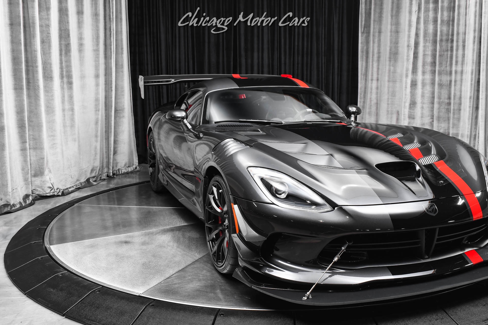 2017 DODGE VIPER - Image 40