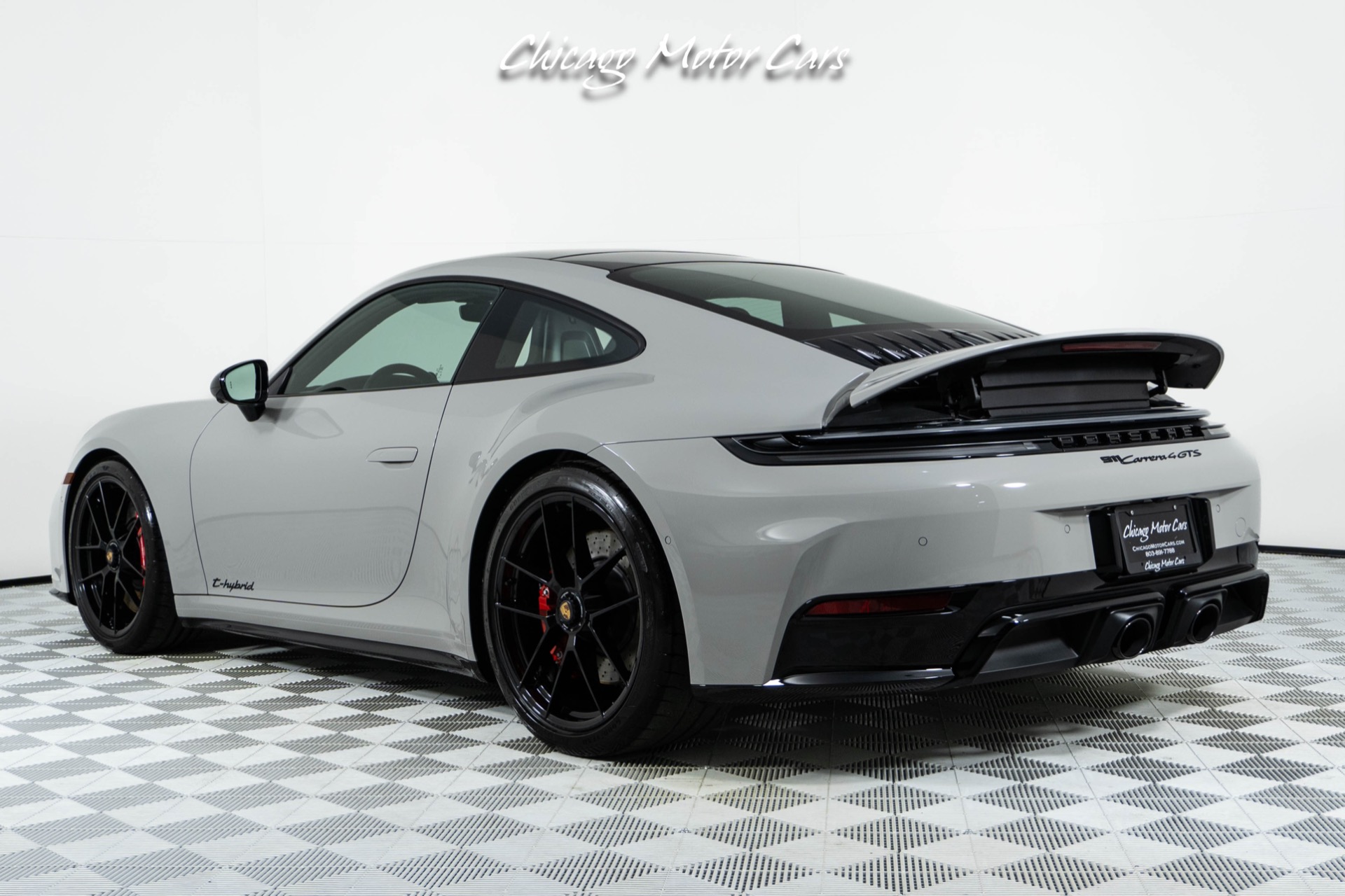 2025 PORSCHE 911 - Image 16