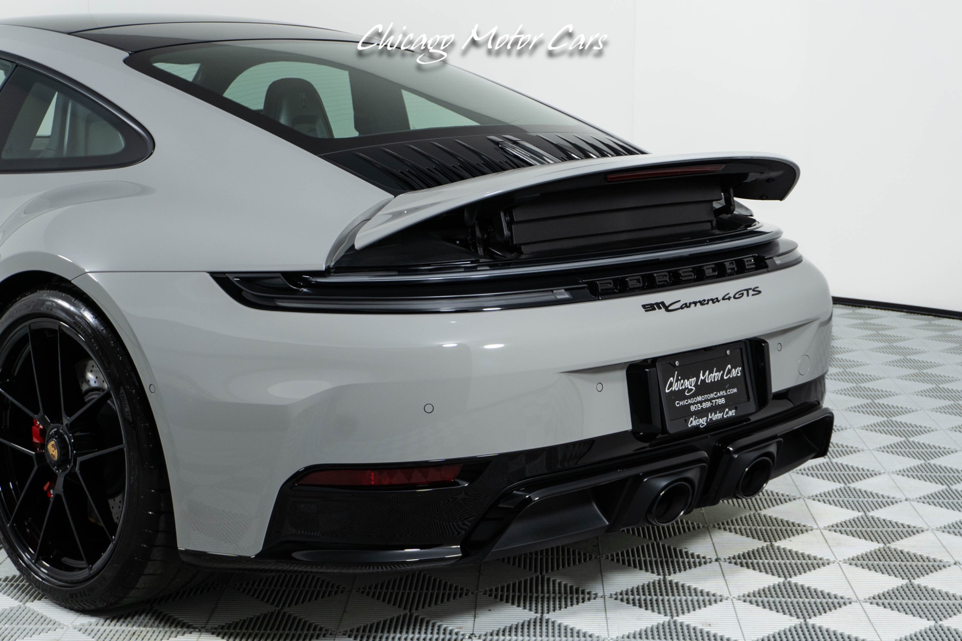 2025 PORSCHE 911 - Image 17