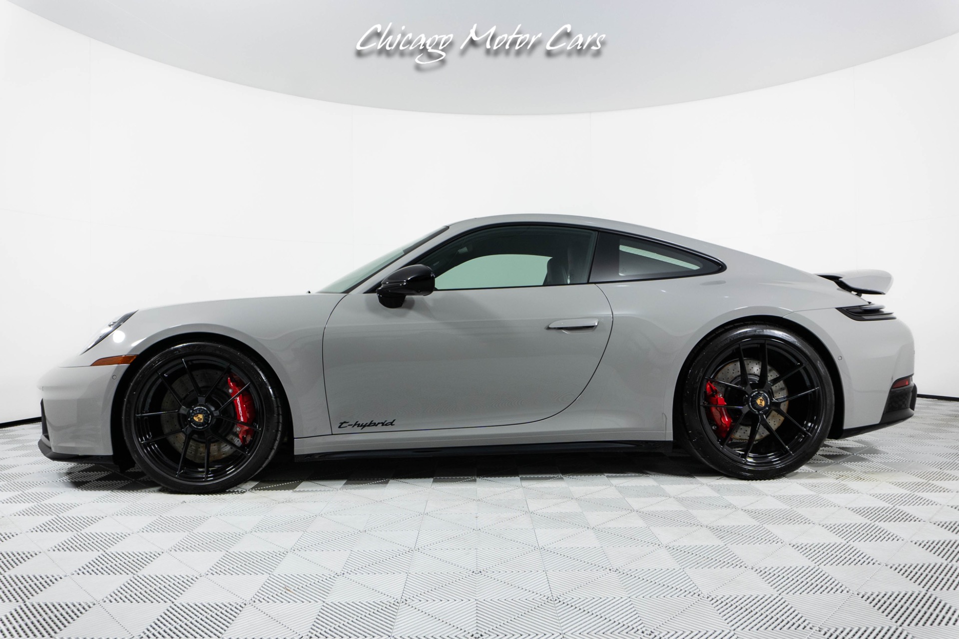 2025 PORSCHE 911 - Image 2