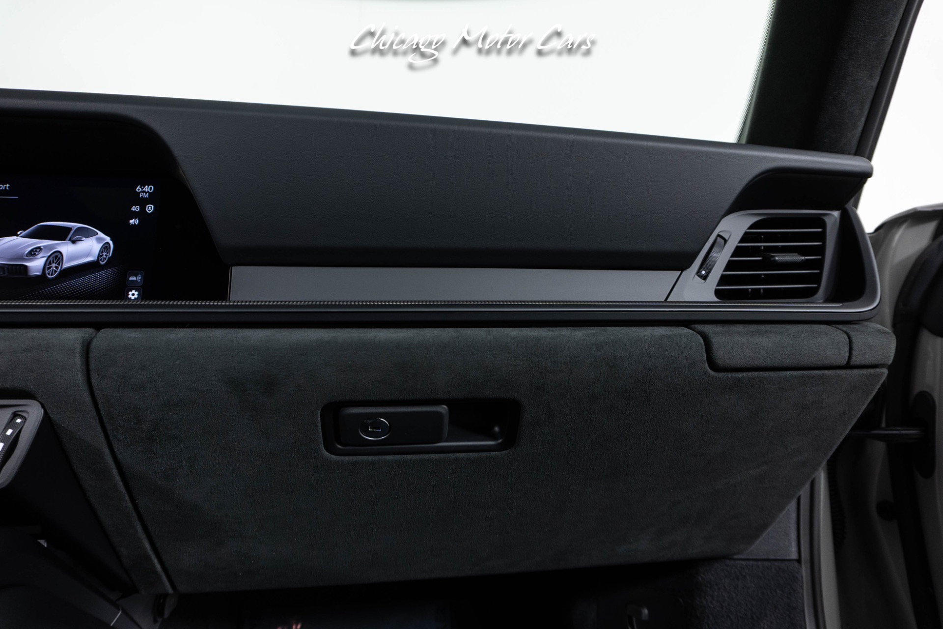 2025 PORSCHE 911 - Image 39