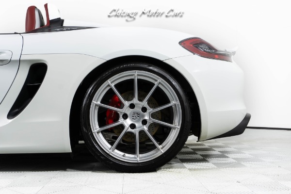 Used 2016 Porsche Boxster Spyder Only 13K Miles Hot Spec Manual Transmission Bose Surround Sound for sale Sold at Chicago Motor Cars in West Chicago IL 60185 4